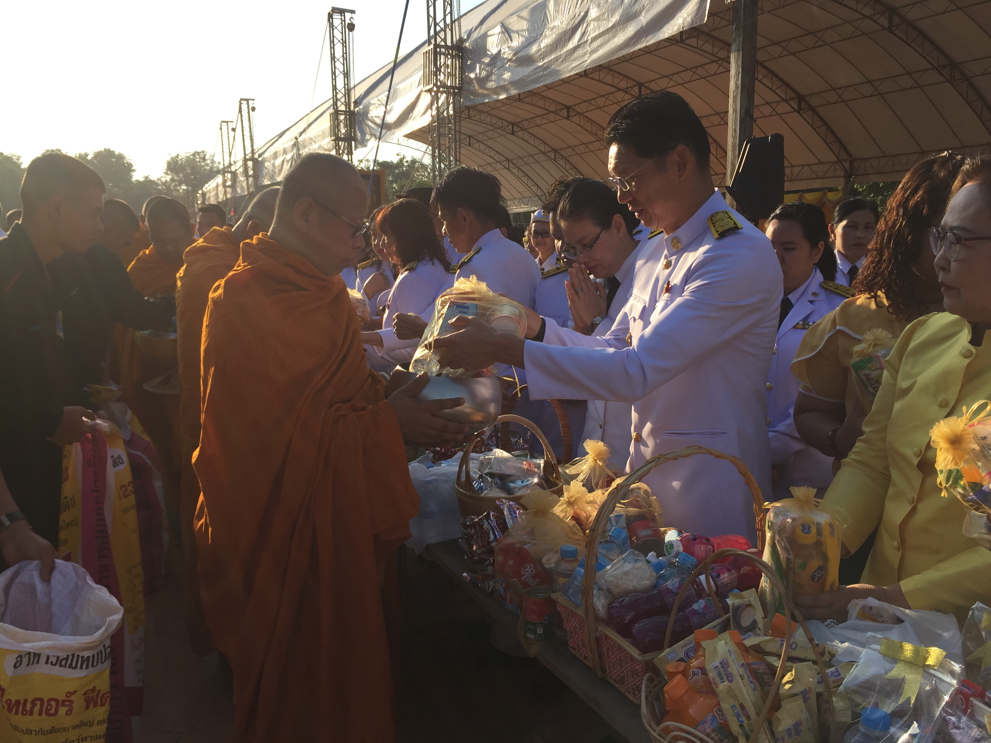 CDD@KAN>>>พช.กาญจน์ร่วมงานวันเฉลิมพระชนมพรรษาพระบาทสมเด็จพระปรมินทรมหาภูมิพลอดุลยเดช บรมนาถบพิตร