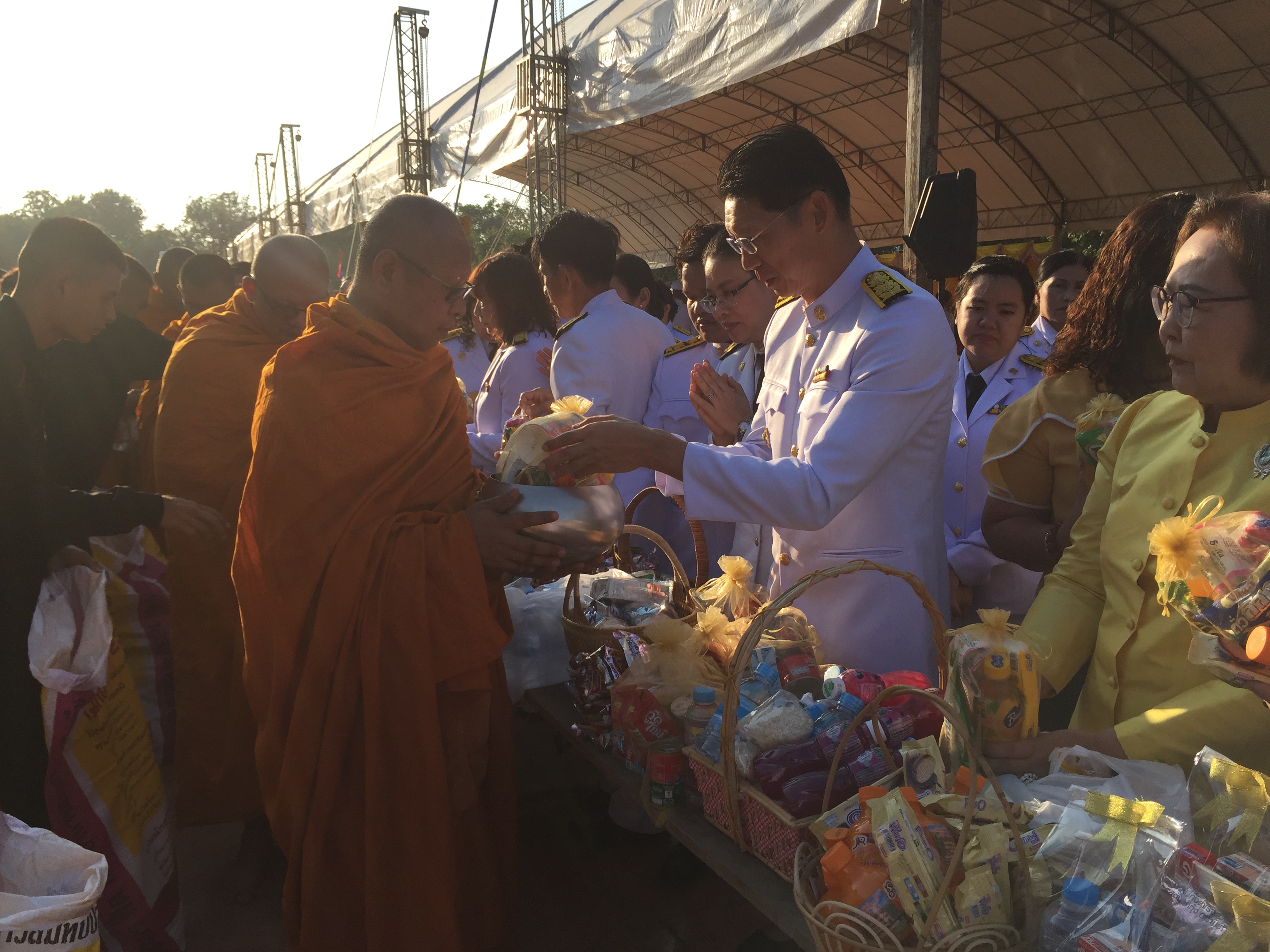 CDD@KAN>>>พช.กาญจน์ร่วมงานวันเฉลิมพระชนมพรรษาพระบาทสมเด็จพระปรมินทรมหาภูมิพลอดุลยเดช บรมนาถบพิตร