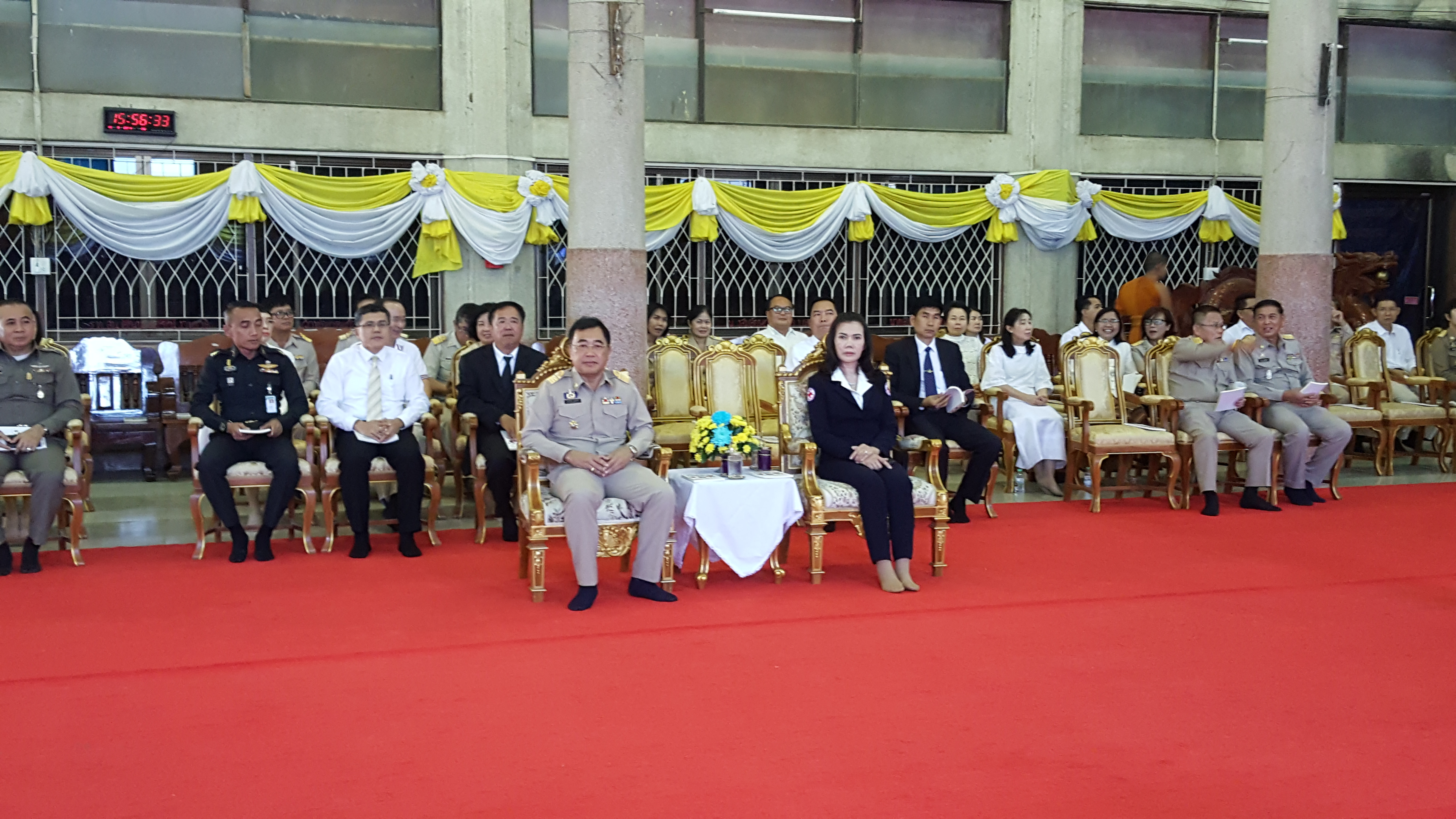CDD@KAN>>ข้าราชการพัฒนาชุมชนกาญจน์ร่วมพิธีเจริญพระพุทธมนต์ถวายพระพรชัยมงคลแด่สมเด็จพระเจ้าอยู่หัวมหาวชิราลงกรณ บดินทรเทพยวรางกูร และสมเด็จพระนางเจ้าสิริกิติ์ พระบรมราชินีนาถ ในรัชกาลที่ 9 ประจำเดือนมกราคม 62