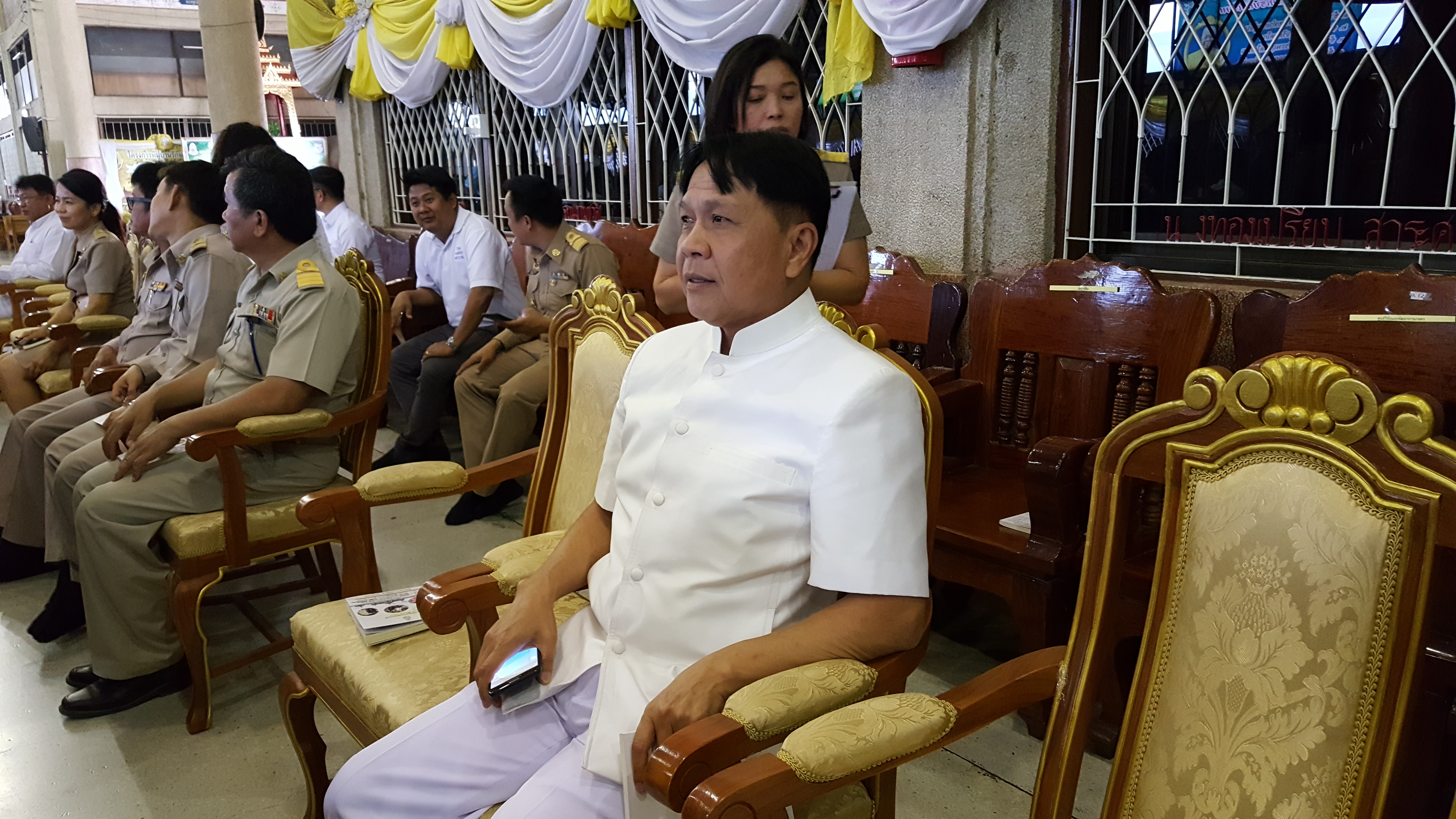 CDD@KAN>>ข้าราชการพัฒนาชุมชนกาญจน์ร่วมพิธีเจริญพระพุทธมนต์ถวายพระพรชัยมงคลแด่สมเด็จพระเจ้าอยู่หัวมหาวชิราลงกรณ บดินทรเทพยวรางกูร และสมเด็จพระนางเจ้าสิริกิติ์ พระบรมราชินีนาถ ในรัชกาลที่ 9 ประจำเดือนมกราคม 62