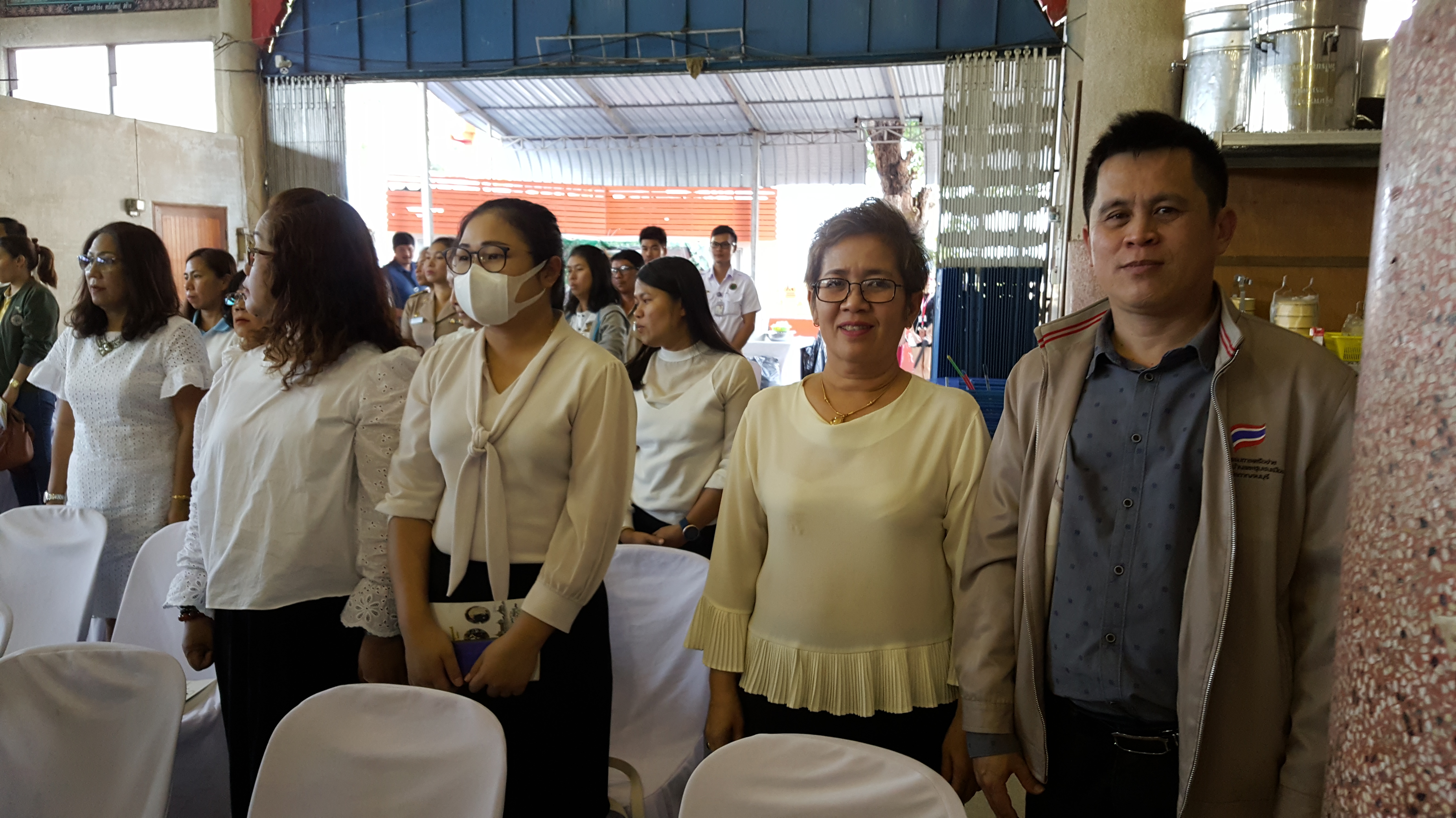 CDD@KAN>>ข้าราชการพัฒนาชุมชนกาญจน์ร่วมพิธีเจริญพระพุทธมนต์ถวายพระพรชัยมงคลแด่สมเด็จพระเจ้าอยู่หัวมหาวชิราลงกรณ บดินทรเทพยวรางกูร และสมเด็จพระนางเจ้าสิริกิติ์ พระบรมราชินีนาถ ในรัชกาลที่ 9 ประจำเดือนมกราคม 62