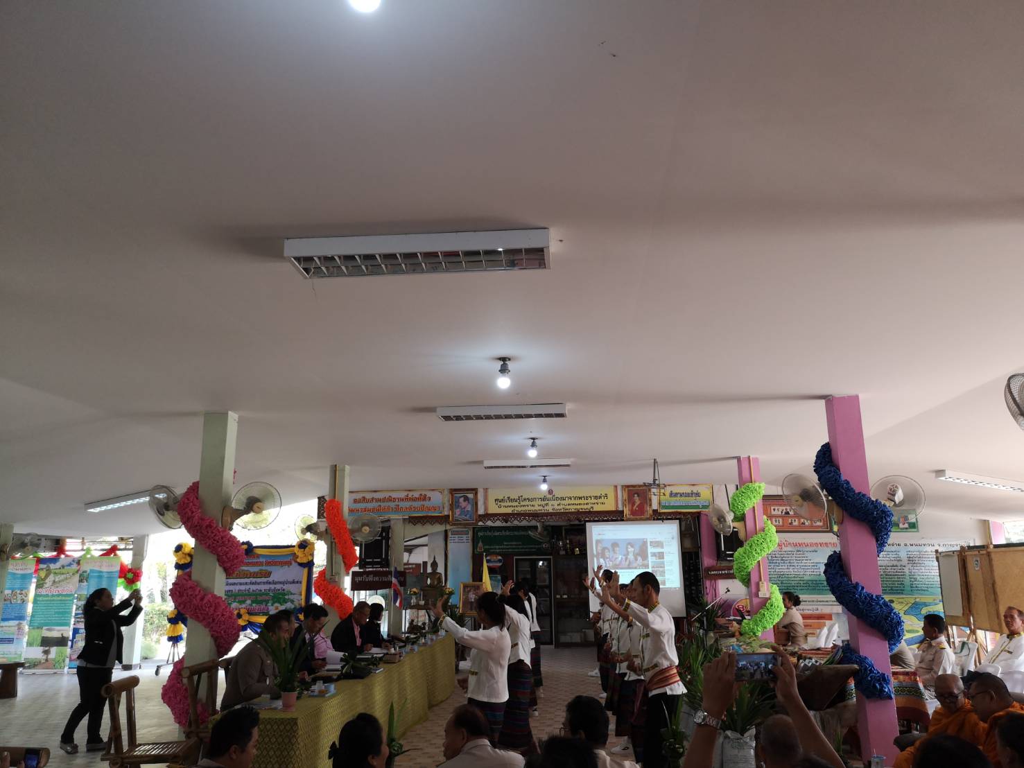 CDD@KAN>>ร่วมลงพื้นที่ตรวจประเมินผลงานและตัดสินการคัดเลือกหมู่บ้านดีเด่น (บ้านสวย เมืองสุข) ประจำปี 2562 ระดับจังหวัด