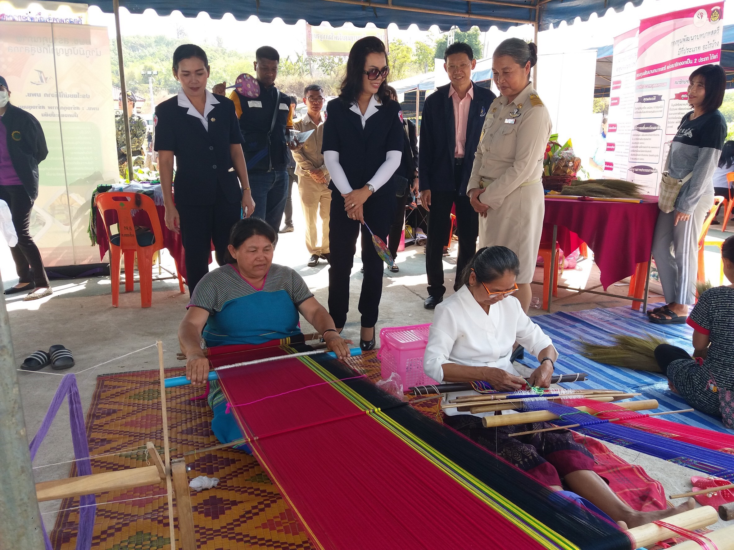 CDD@KAN>>>พช.กาญจน์ร่วมกิจกรรมจังหวัดเคลื่อนที่อำเภอสังขละบุรี