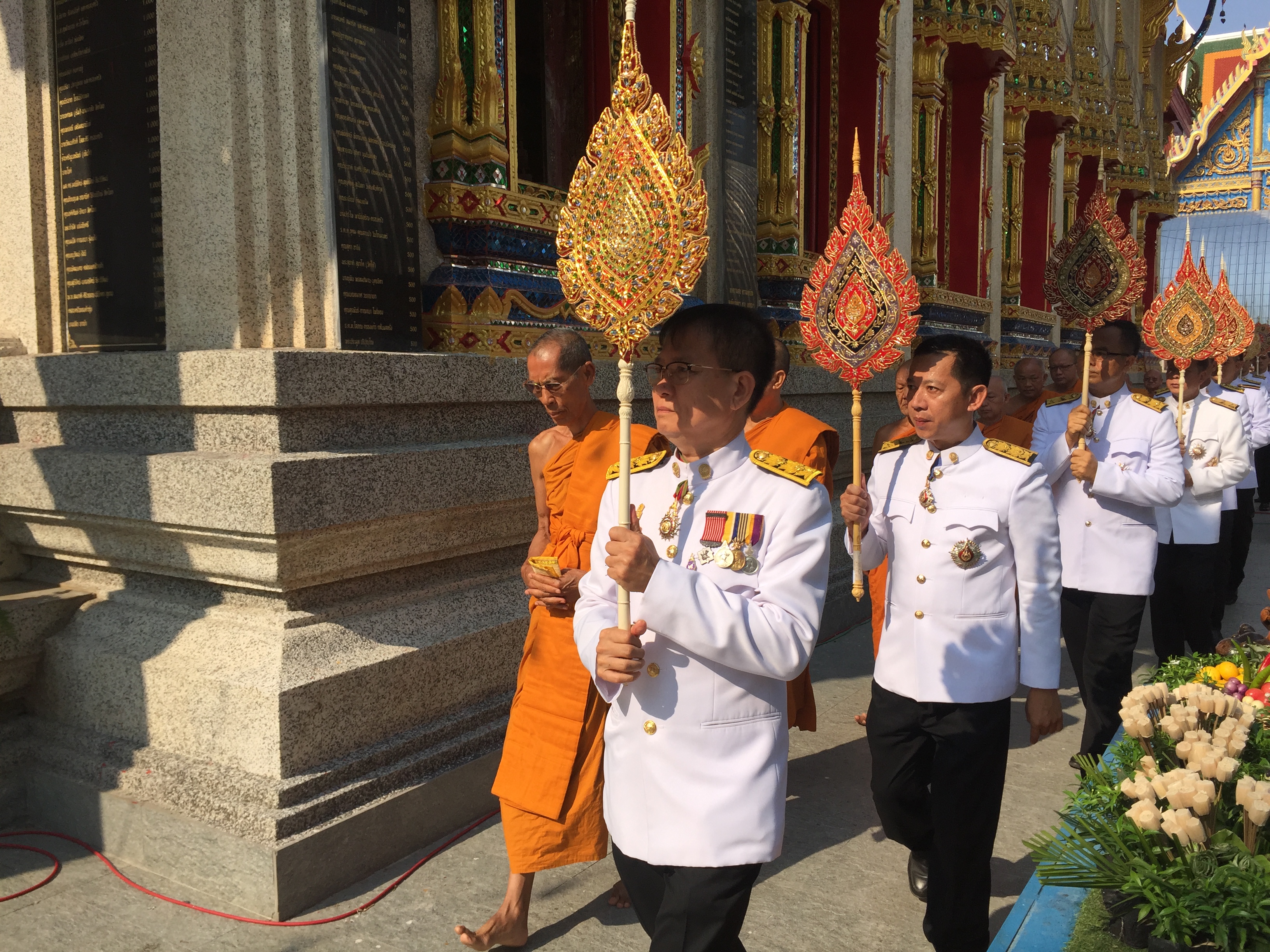 CDD@KAN>>>พช.กาญจน์ ร่วมพิธีเวียนเทียนสมโภชน้ำอภิเษก
