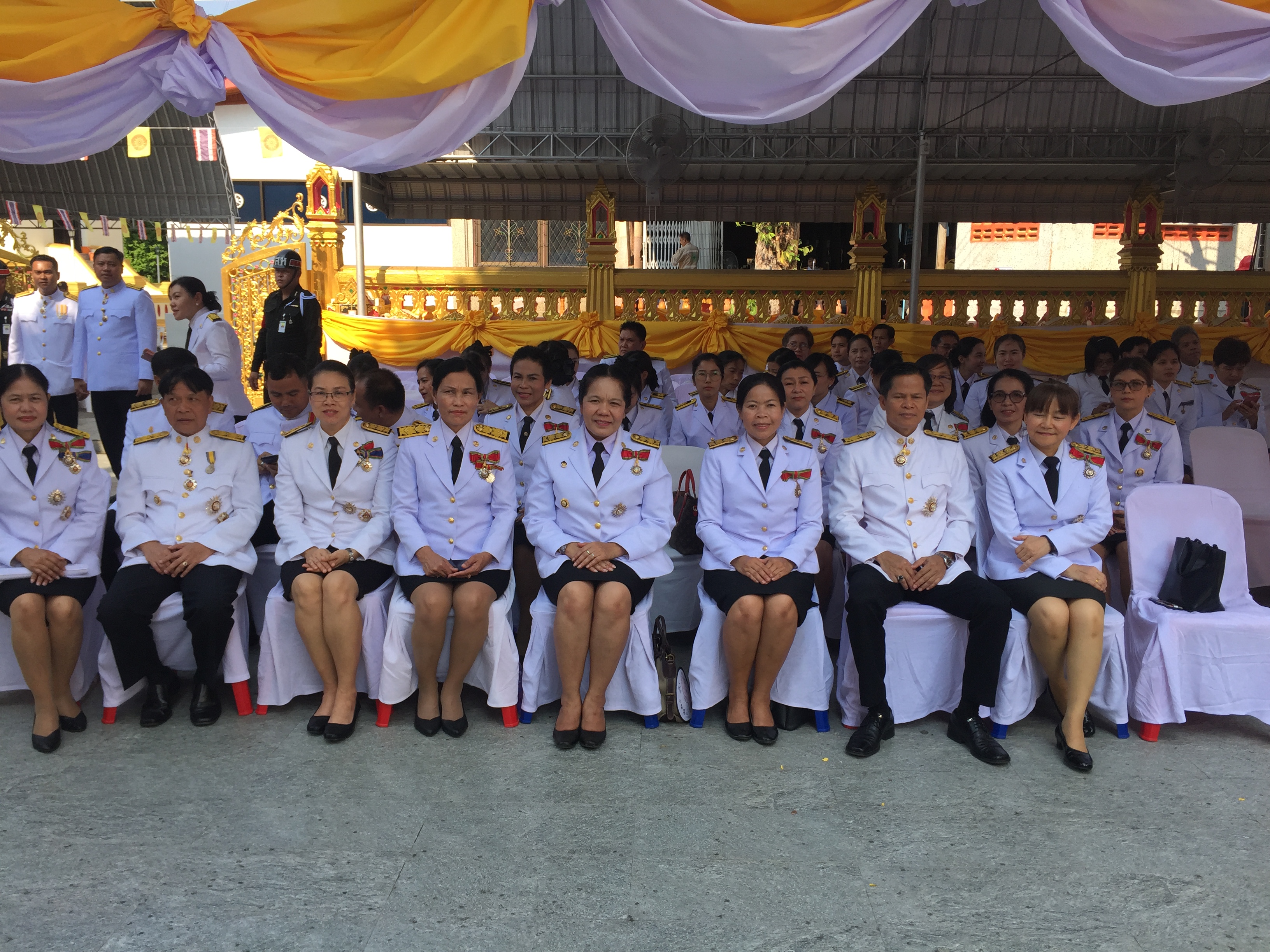 CDD@KAN>>>พช.กาญจน์ ร่วมพิธีเวียนเทียนสมโภชน้ำอภิเษก