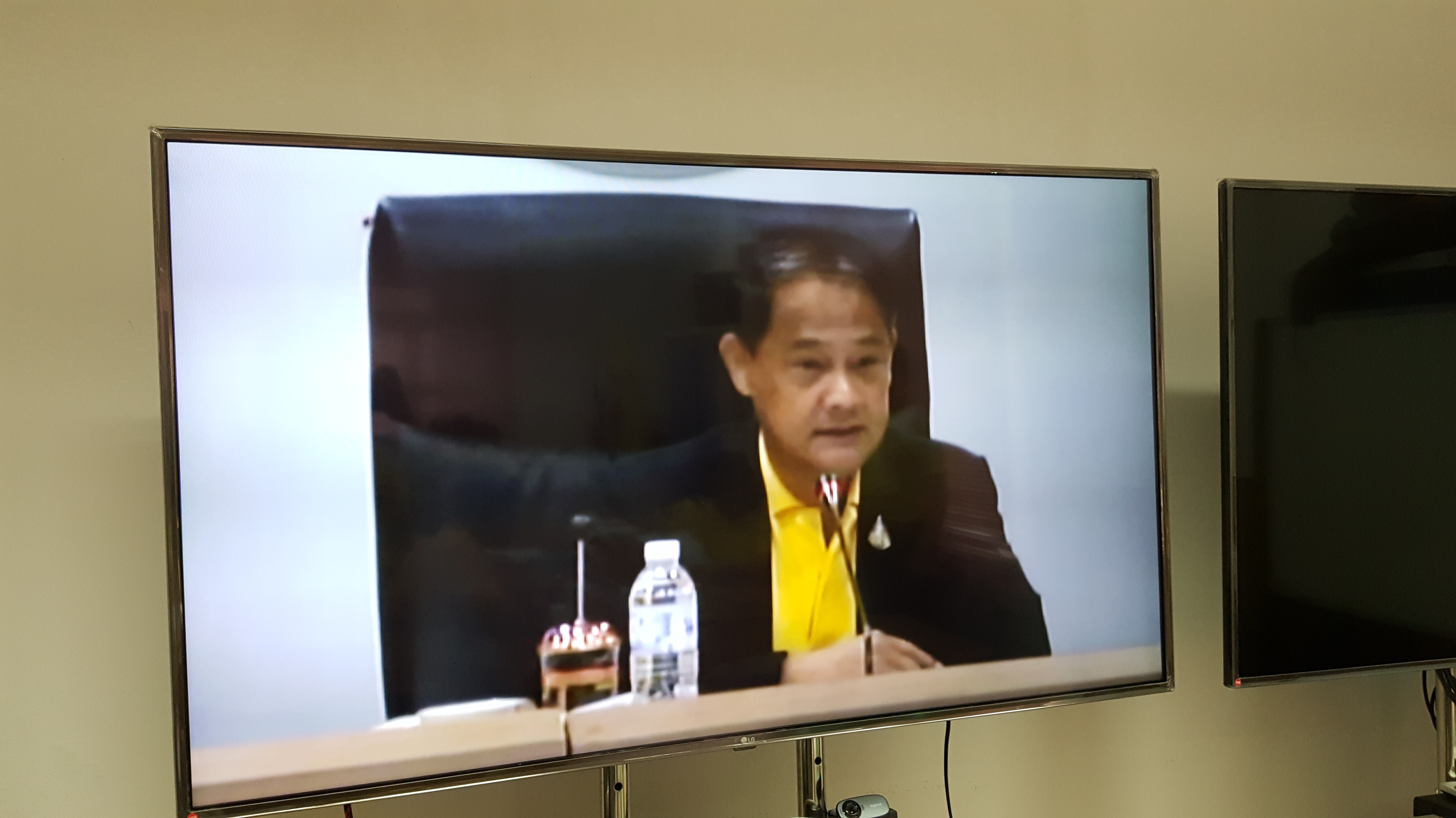 CDD@KAN>>>พช.กาญจน์ ร่วมรับฟังการประชุมกรมฯ ประจำเดือนพฤษภาคม 62