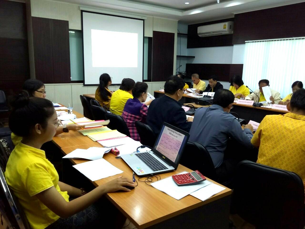 CDD@KAN>>>พช.กาญจน์ร่วมกับกองทุนพัฒนาบทบาทสตรีประชุมคณะอนุฯ พิจารณาโครงการ