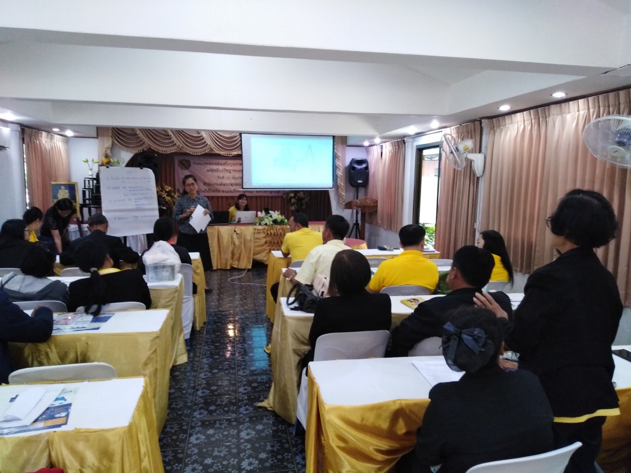 CDD@KAN>>>พช.กาญจน์ ถอดบทเรียนหา Best Practice ส่งเสริมคุณภาพชีวิตครัวเรือนที่ตกเกณฑ์ จปฐ. ตามหลักปรัชญาของเศรษฐกิจพอเพียง