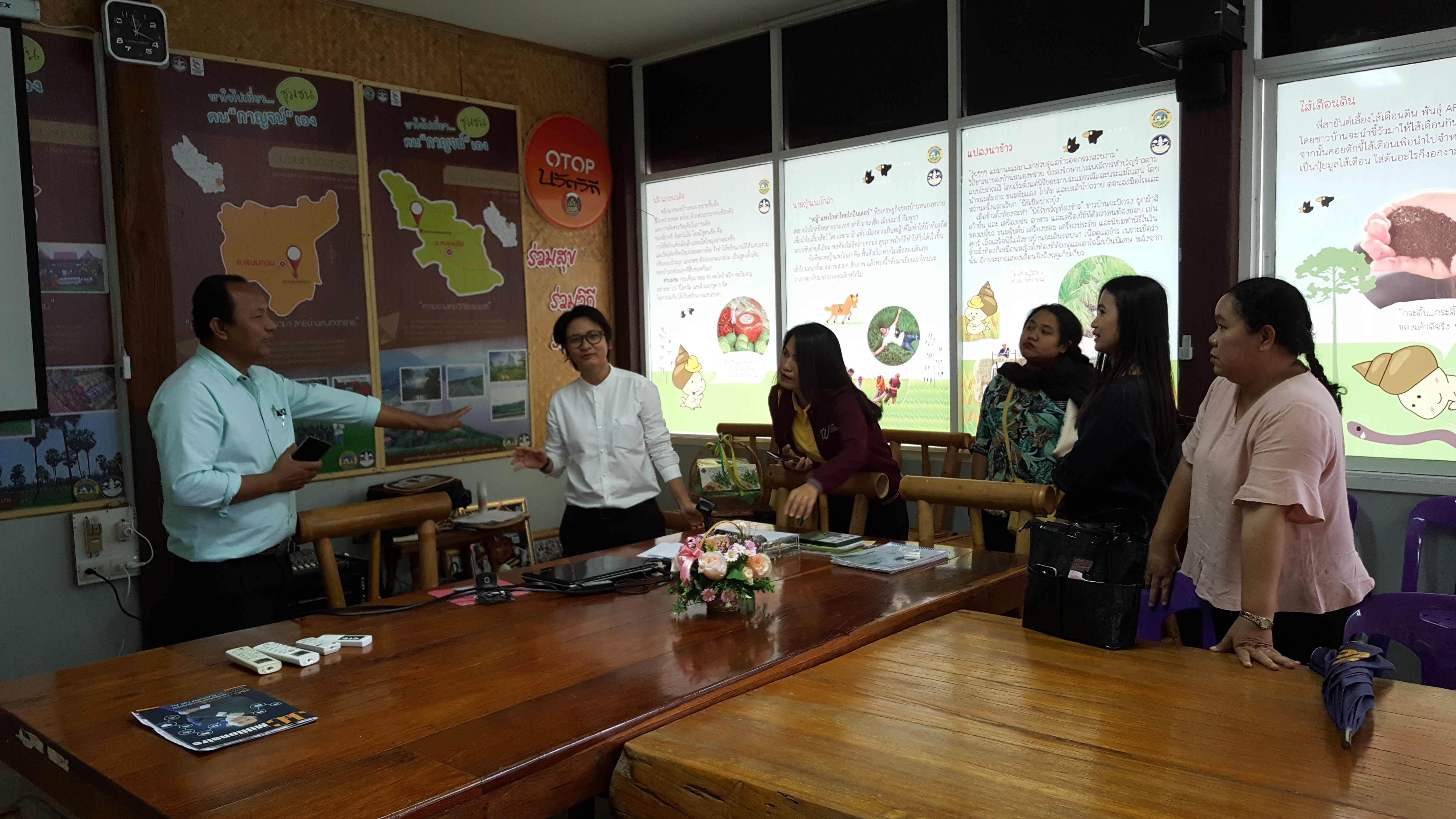 CDD@KAN>>>สำนักงานเสริมสร้างความเข้มแข็งชุมชน กรมการพัฒนาชุมชน ลงพื้นที่ติดตามโรงเรียนเศรษฐกิจพอเพียงบ้านหนองทราย