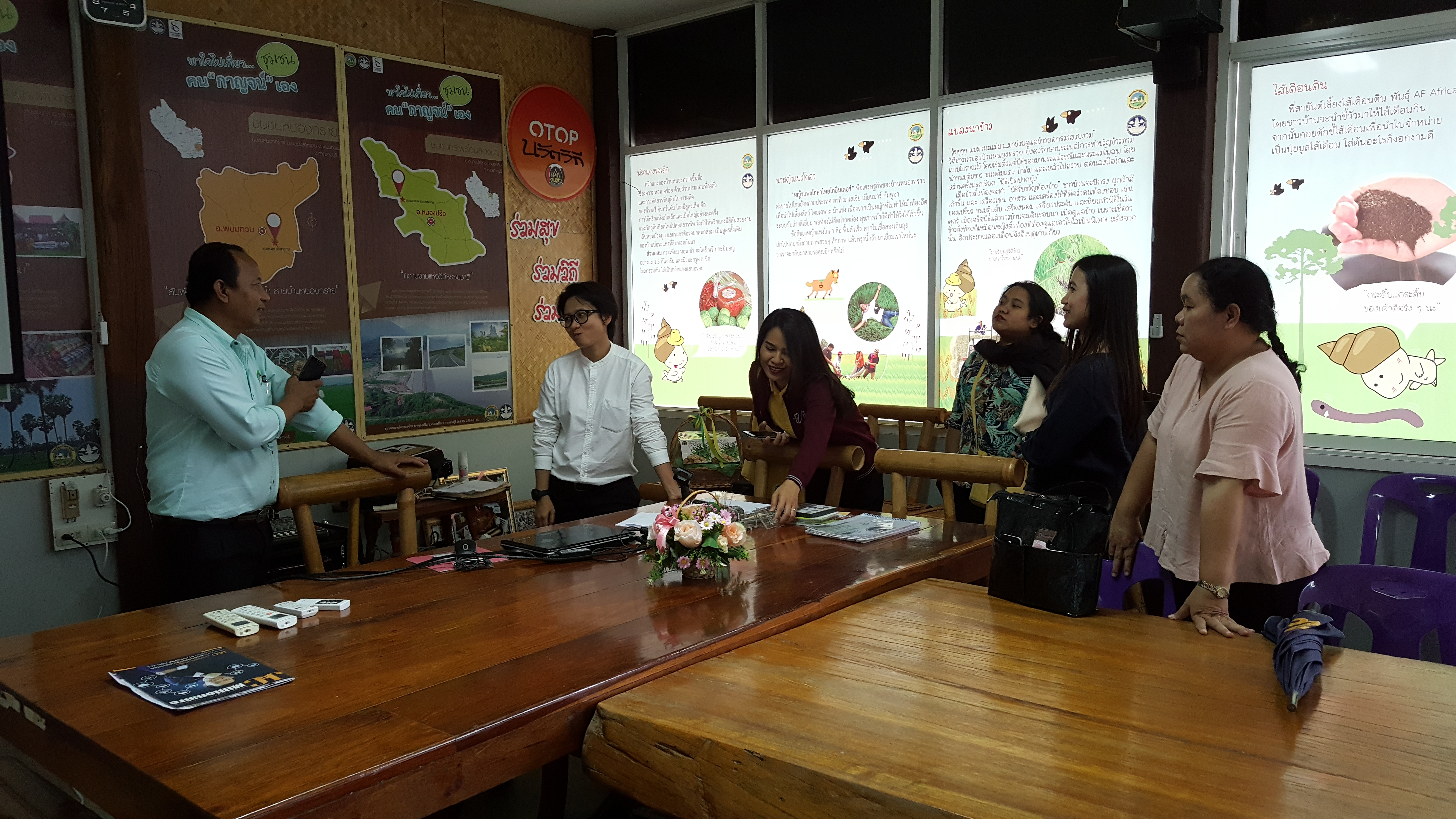 CDD@KAN>>>สำนักงานเสริมสร้างความเข้มแข็งชุมชน กรมการพัฒนาชุมชน ลงพื้นที่ติดตามโรงเรียนเศรษฐกิจพอเพียงบ้านหนองทราย