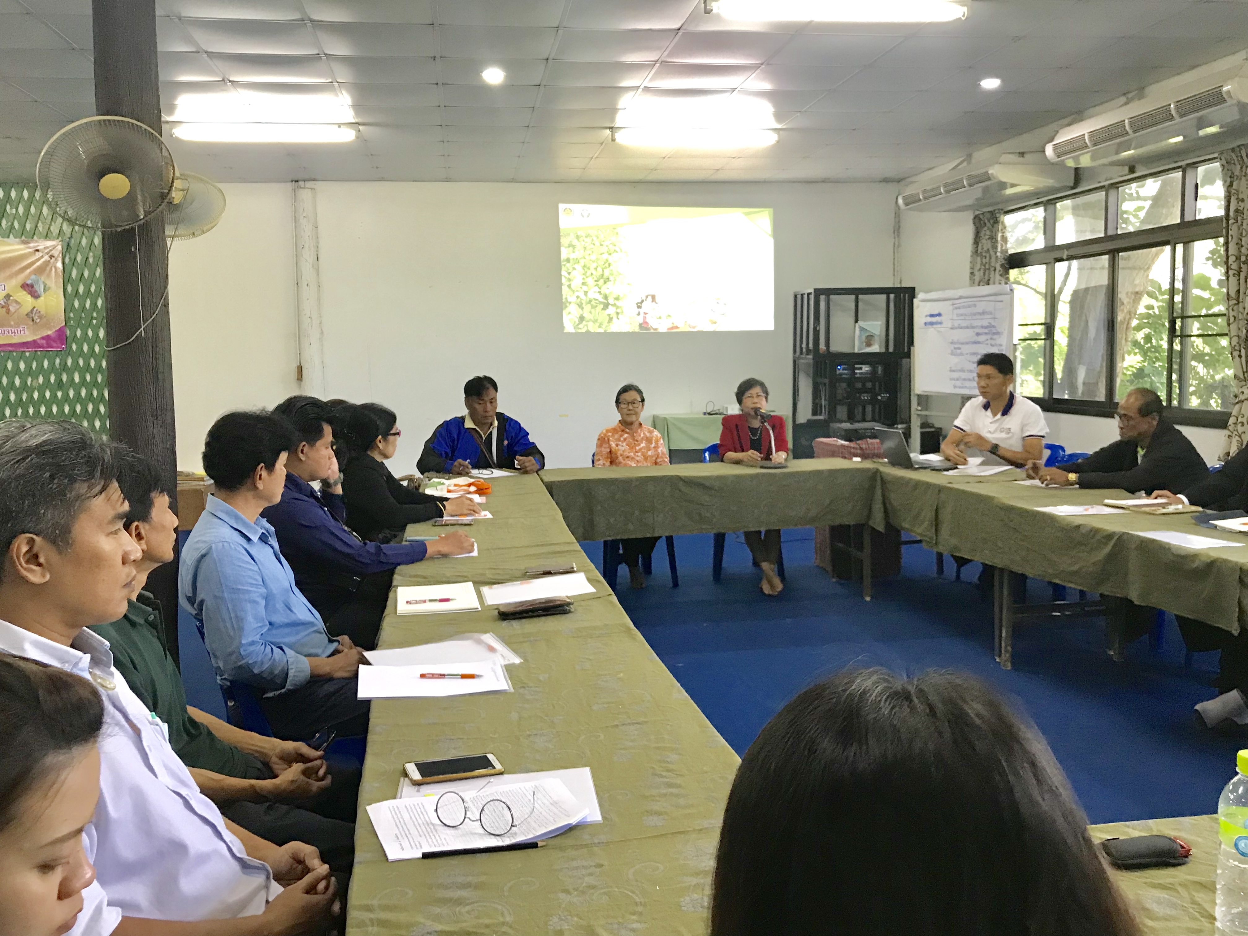 CDD@KAN>>>พัฒนาชุมชนกาญจน์จัดประชุมเชิงปฏิบัติการสร้างเครือข่ายอาหารปลอดภัย โดยกลไกประชารัฐต่อยอดการพัฒนาชุมชนท่องเที่ยว OTOP นวัตวิถี ระดับ C