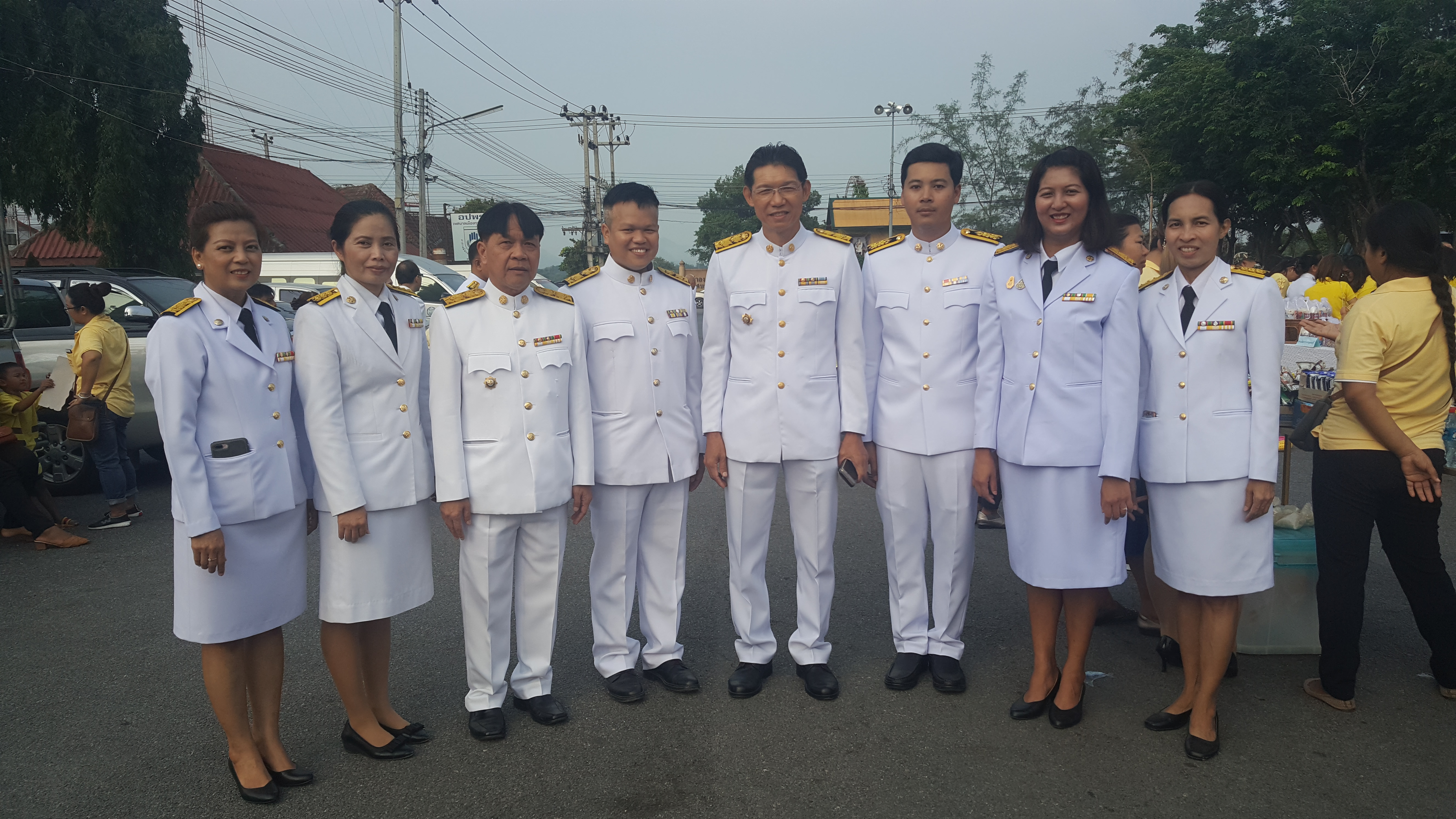 CDD@KAN>>>คณะข้าราชการ สพจ.กาญจนบุรี ร่วมพิธ่ีน้อมรำลึก เนื่องในวันคล้ายวันสวรรคตพระบาทสมเด็จพระบรมชนกาธิเบศร มหาภูมิพลอดุลยเดชมหาราช บรมนาถบพิตร