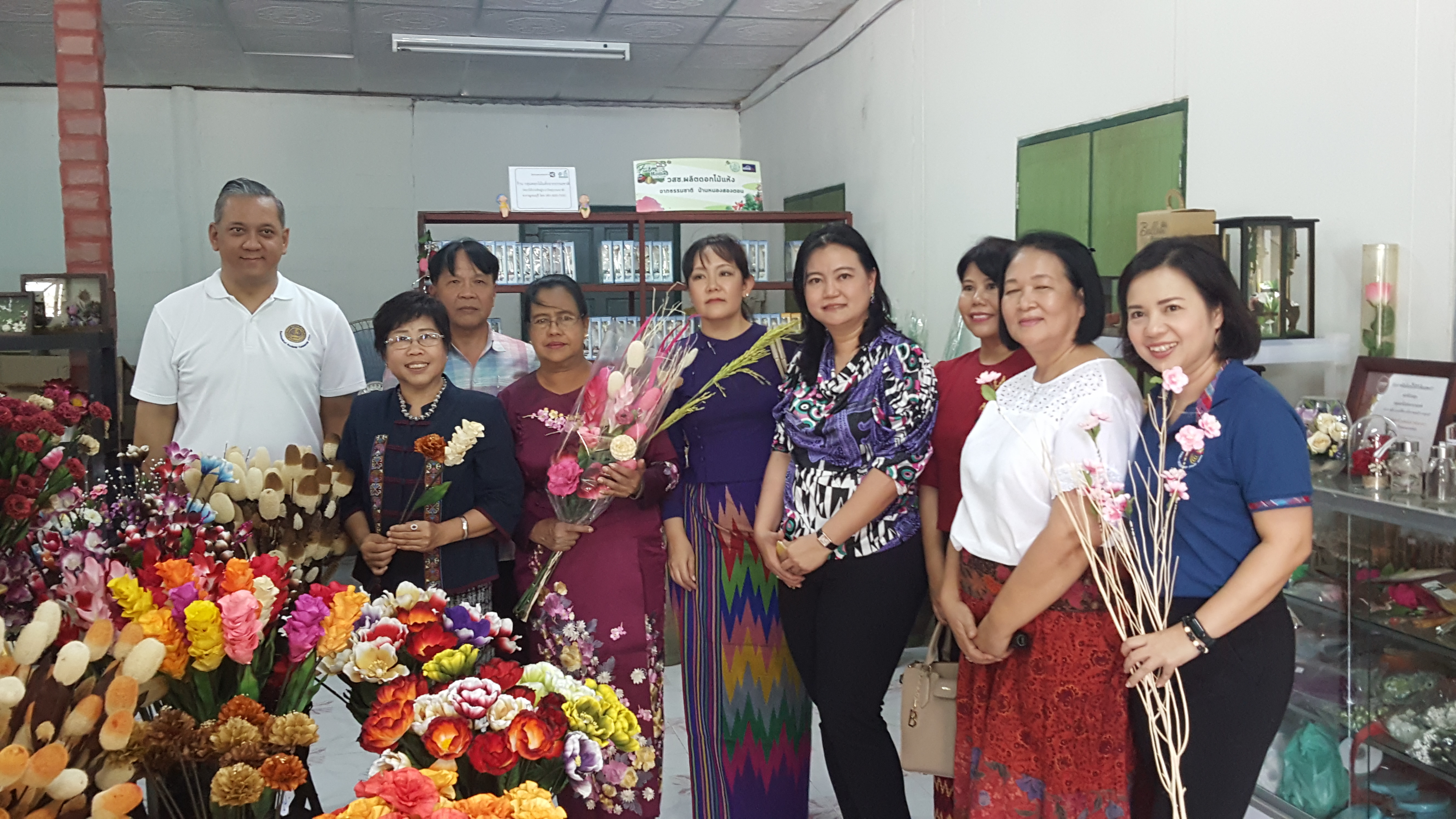CDD@KAN>>>พัฒนาชุมชนกาญจนบุรี ร่วมต้อนรับคณะผู้แทนรัฐบาลภาคซะไกง์ สาธารณรัฐแห่งสหภาพเมียนมา  ศึกษาดูงานด้านการบริหารจัดการสินค้า OTOP