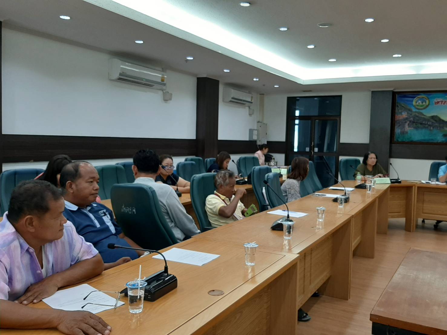 CDD@KAN>>>พัฒนาชุมชนกาญจนบุรีร่วมกับเครือข่าย OTOP ประชุมคณะกรรมการเครือข่าย OTOP จังหวัดกาญจนบุรี