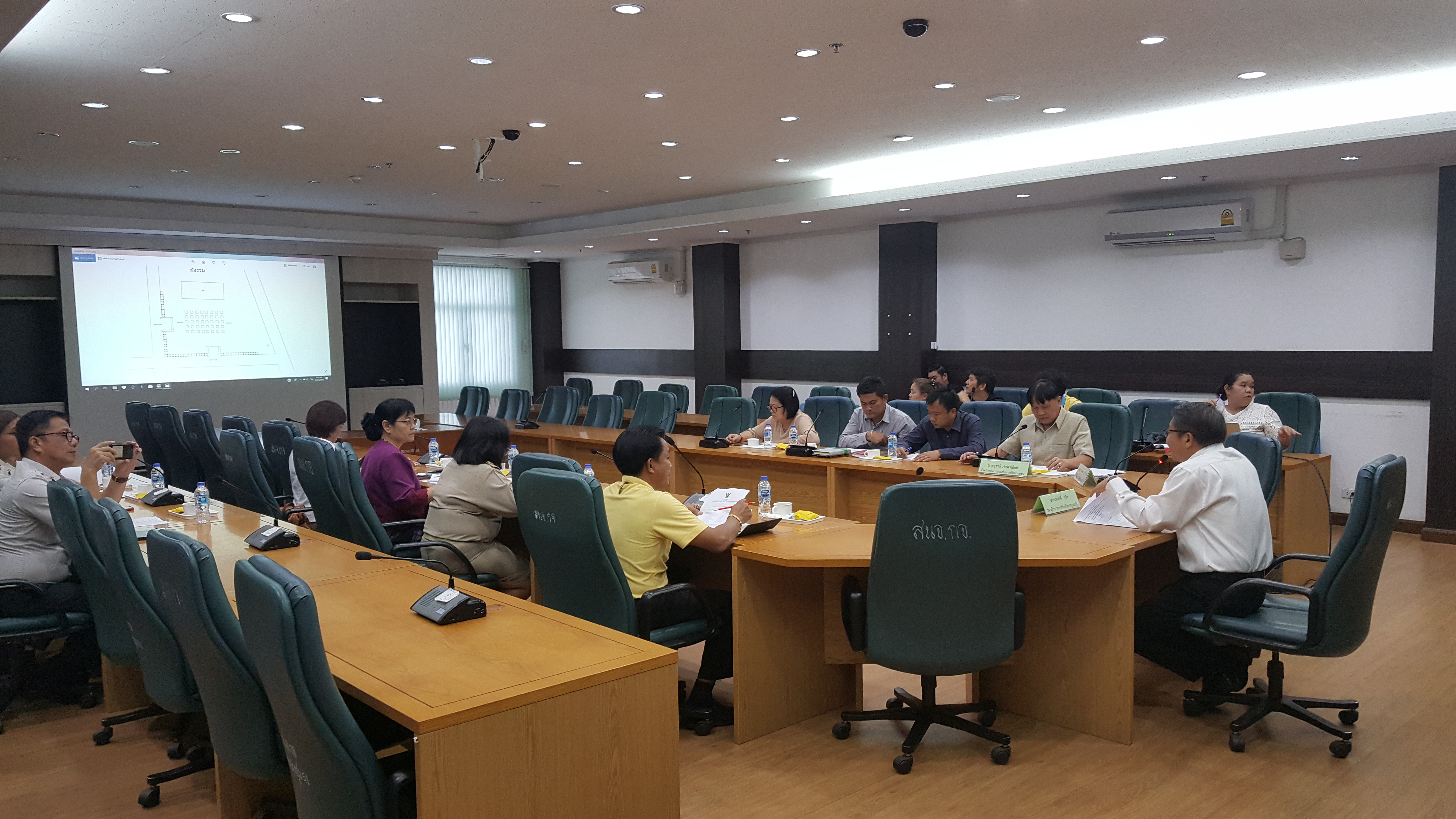 CDD@KAN>>>การประชุมคณะทำงานรับผิดชอบและสนับสนุนการจัดกิจกรรมบริเวณเวทีกลาง ในงานสัปดาห์สะพานข้ามแม่น้ำแควและงานกาชาดจังหวัดกาญจนบุรี