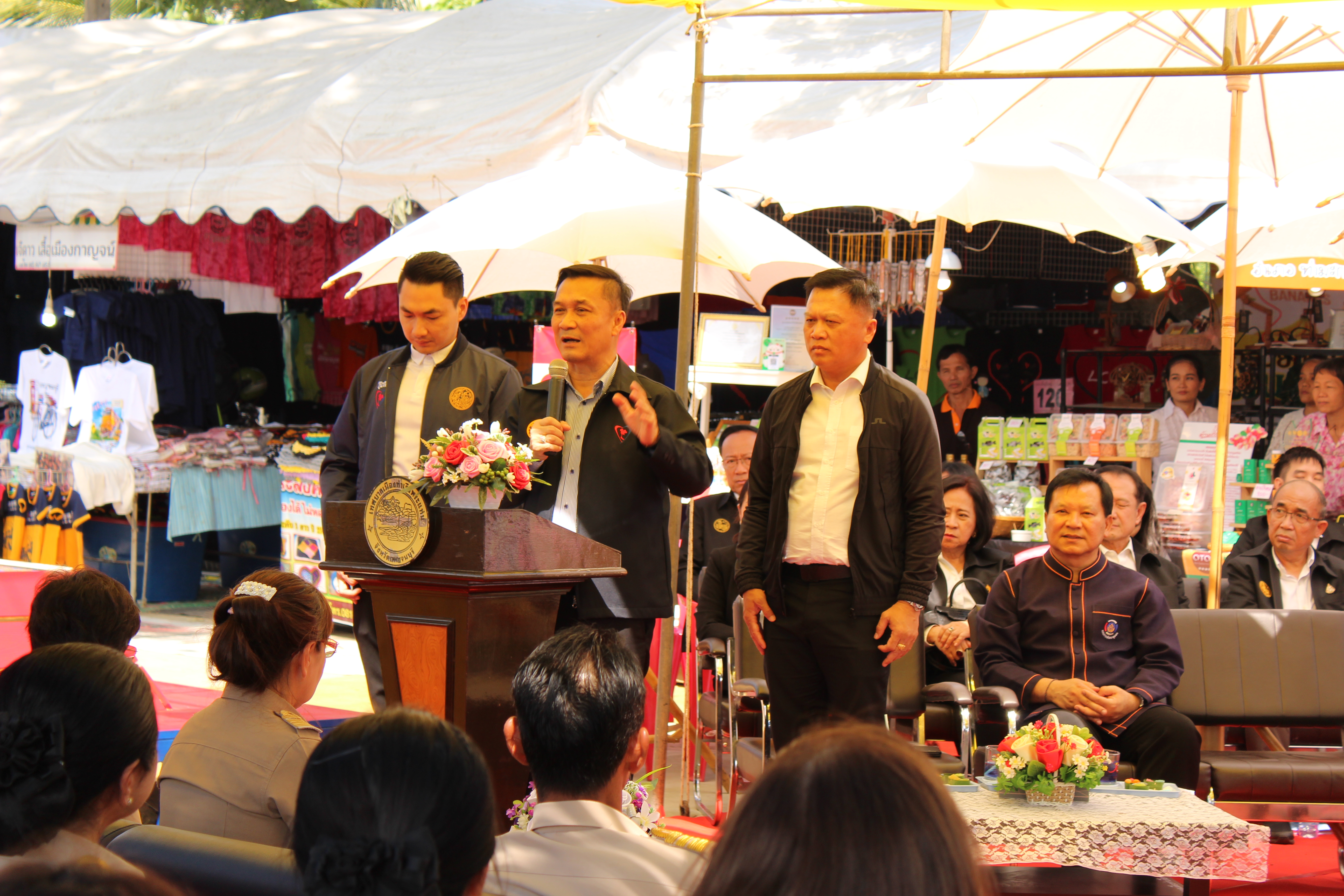 CDD@KAN>>>พัฒนาชุมชนกาญจนบุรีร่วมต้อนรับนายทรงศักดิ์ ทองศรี รัฐมนตรีช่วยว่าการกระทรวงมหาดไทย