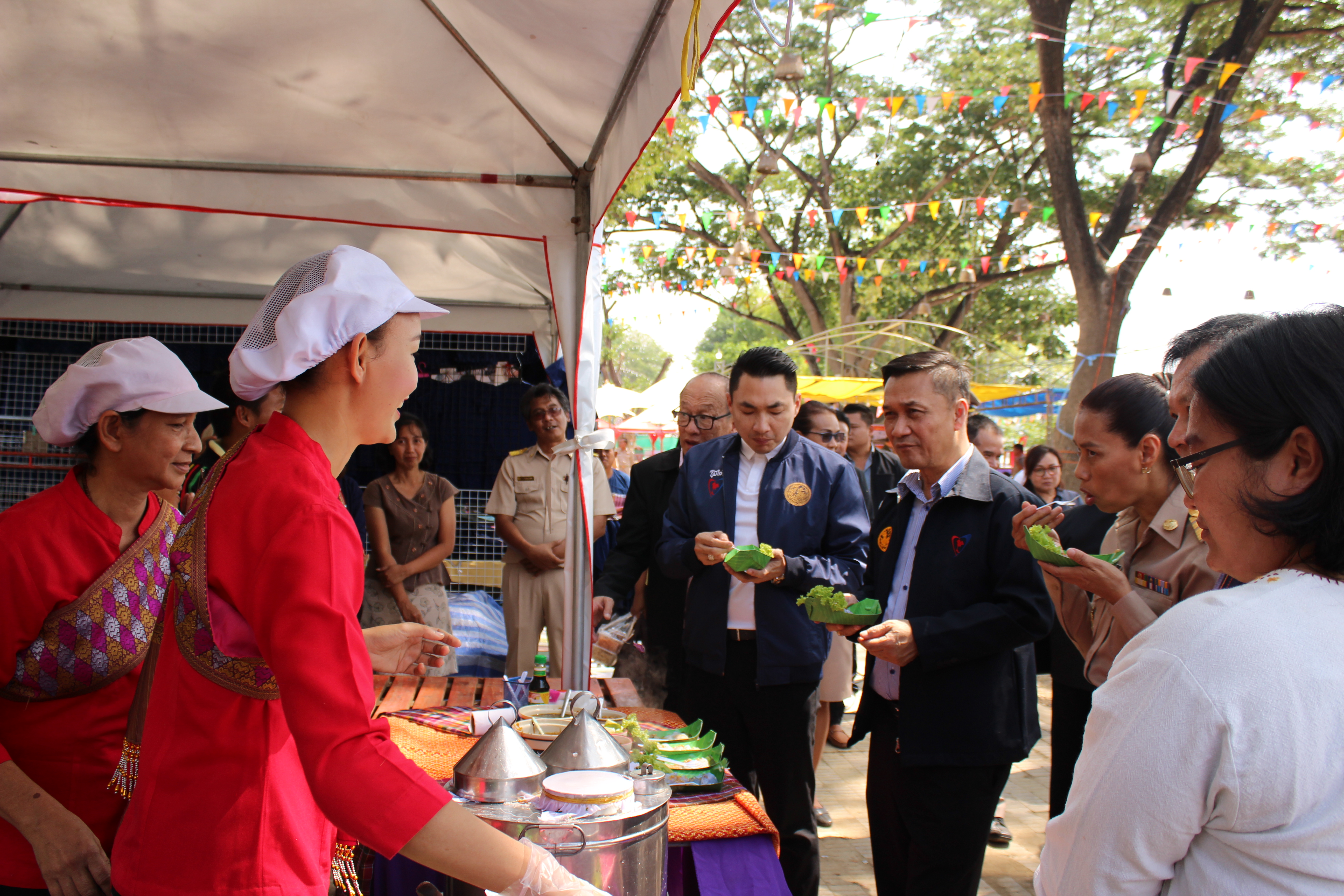 CDD@KAN>>>พัฒนาชุมชนกาญจนบุรีร่วมต้อนรับนายทรงศักดิ์ ทองศรี รัฐมนตรีช่วยว่าการกระทรวงมหาดไทย