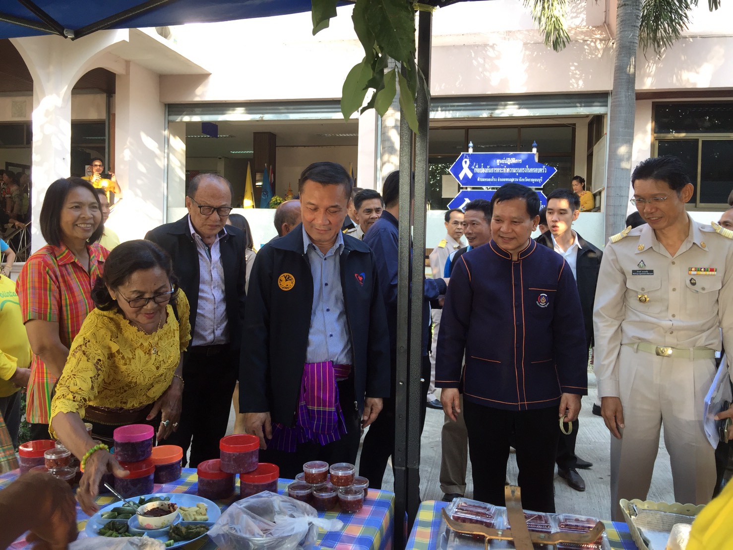 CDD@KAN>>>พัฒนาชุมชนกาญจนบุรีร่วมต้อนรับนายทรงศักดิ์ ทองศรี รัฐมนตรีช่วยว่าการกระทรวงมหาดไทย