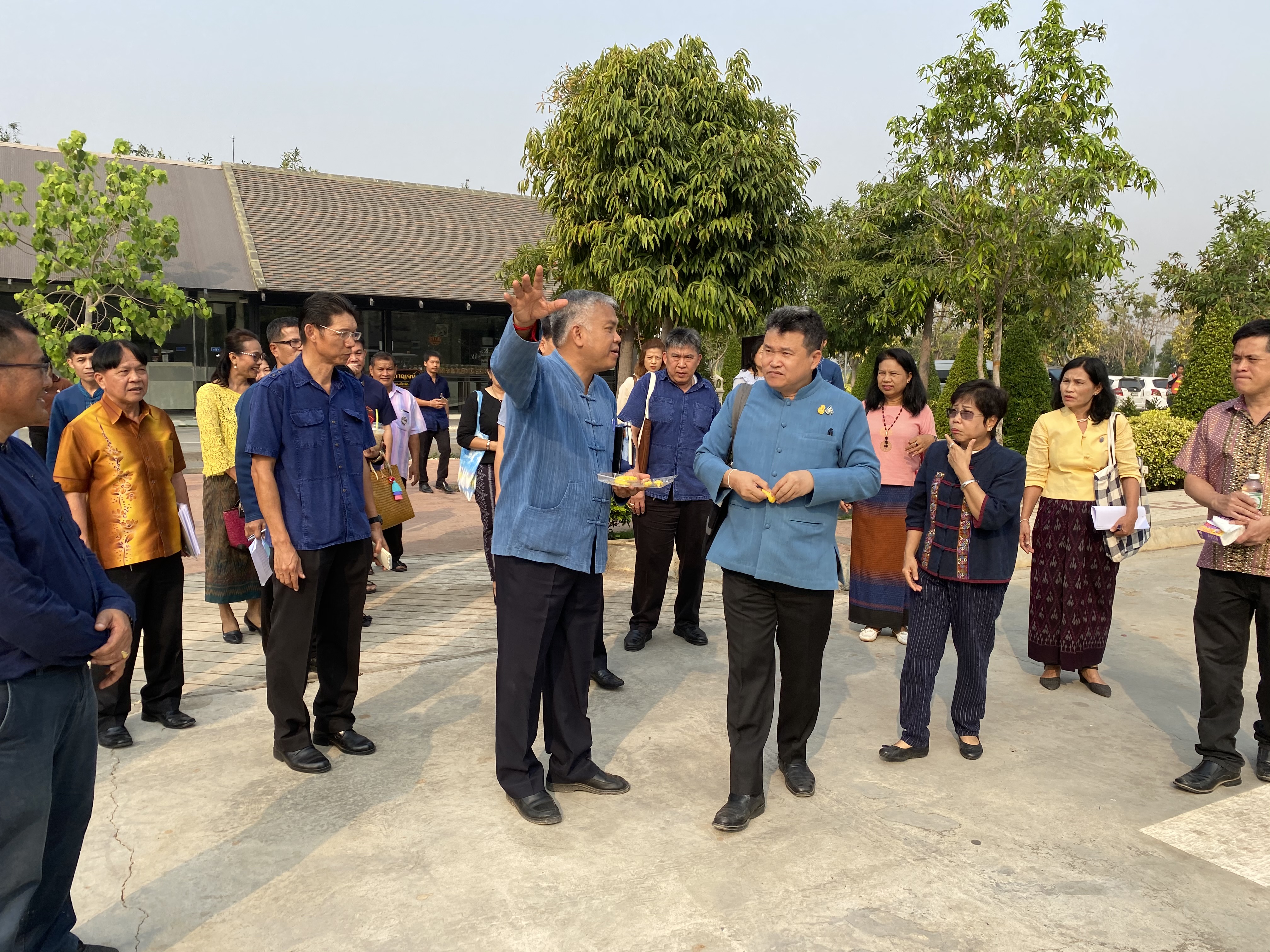CDD@KAN>>> พช.กาญจน์เตรียมพัฒนาบริเวณพระพุทธเมตตาประชาไทยไตรโลกนาถคันธารราฐอนุสรณ์รับการท่องเที่ยวแบบใหม่