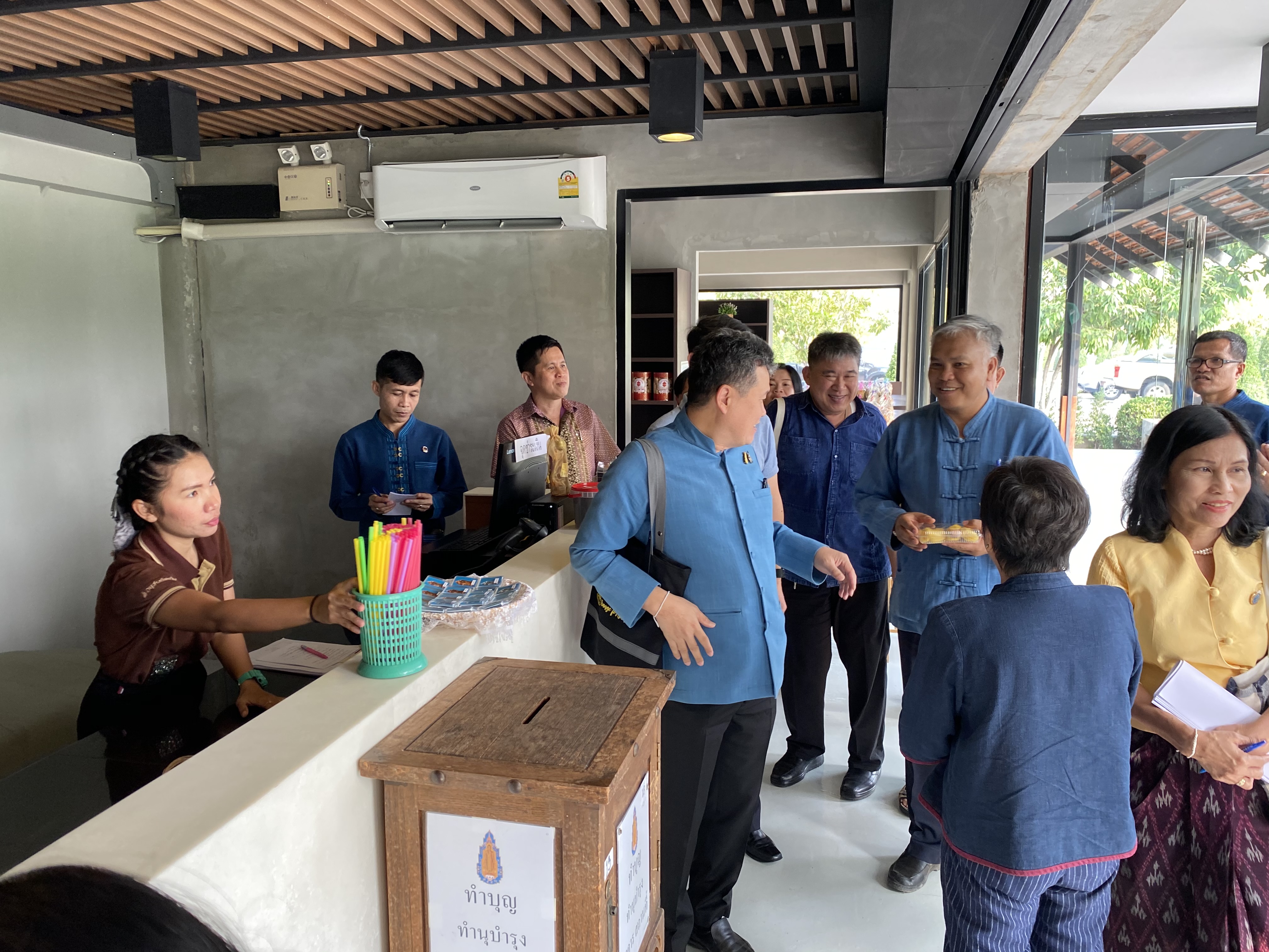 CDD@KAN>>> พช.กาญจน์เตรียมพัฒนาบริเวณพระพุทธเมตตาประชาไทยไตรโลกนาถคันธารราฐอนุสรณ์รับการท่องเที่ยวแบบใหม่