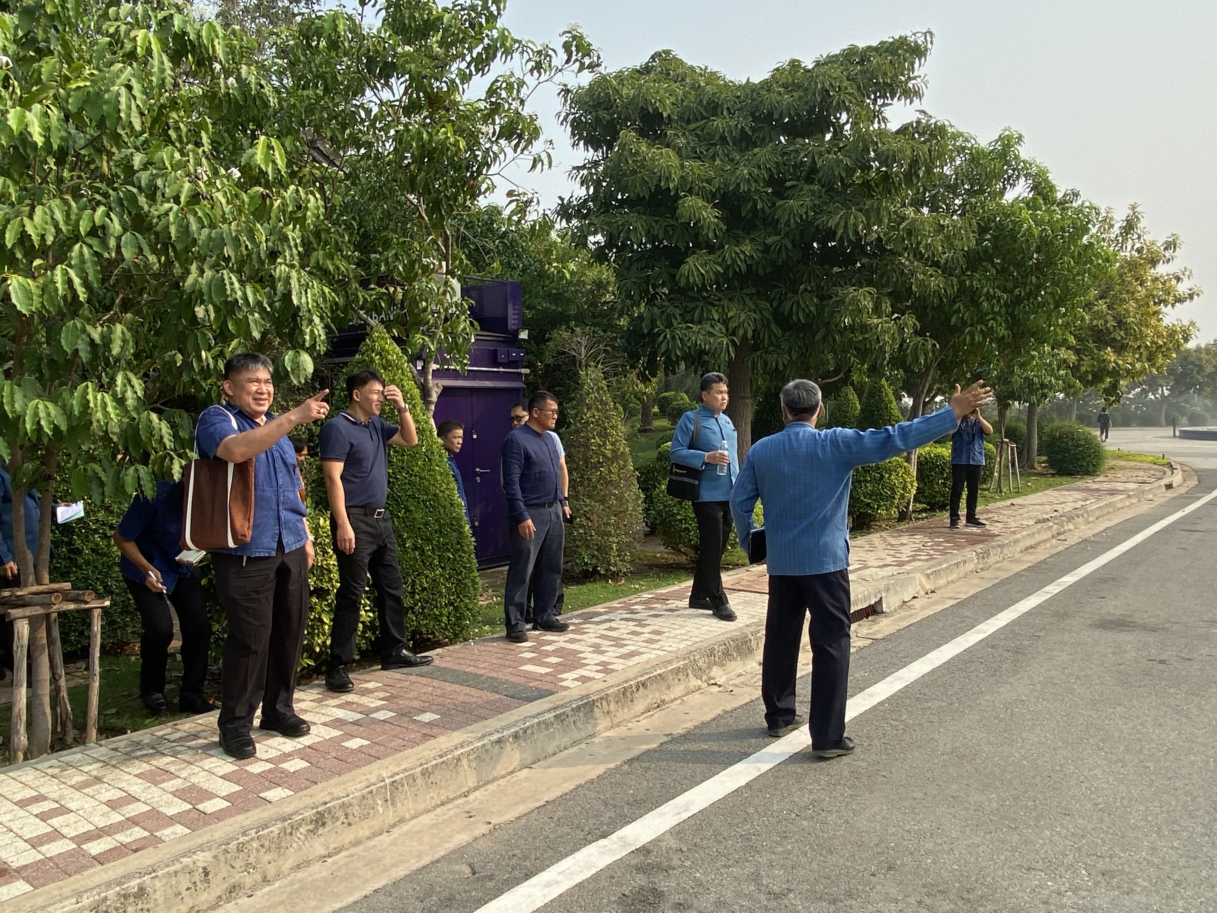 CDD@KAN>>> พช.กาญจน์เตรียมพัฒนาบริเวณพระพุทธเมตตาประชาไทยไตรโลกนาถคันธารราฐอนุสรณ์รับการท่องเที่ยวแบบใหม่