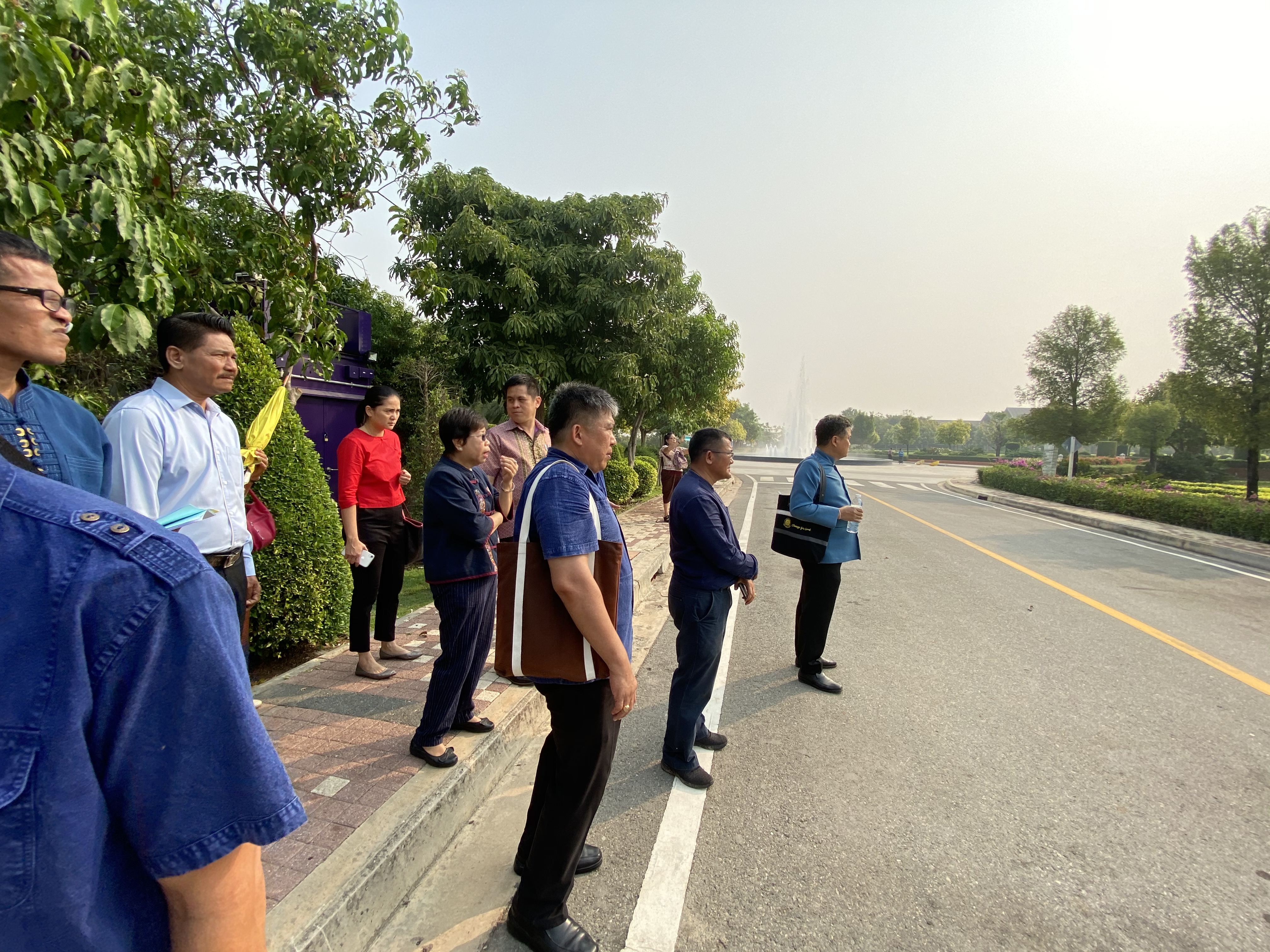 CDD@KAN>>> พช.กาญจน์เตรียมพัฒนาบริเวณพระพุทธเมตตาประชาไทยไตรโลกนาถคันธารราฐอนุสรณ์รับการท่องเที่ยวแบบใหม่