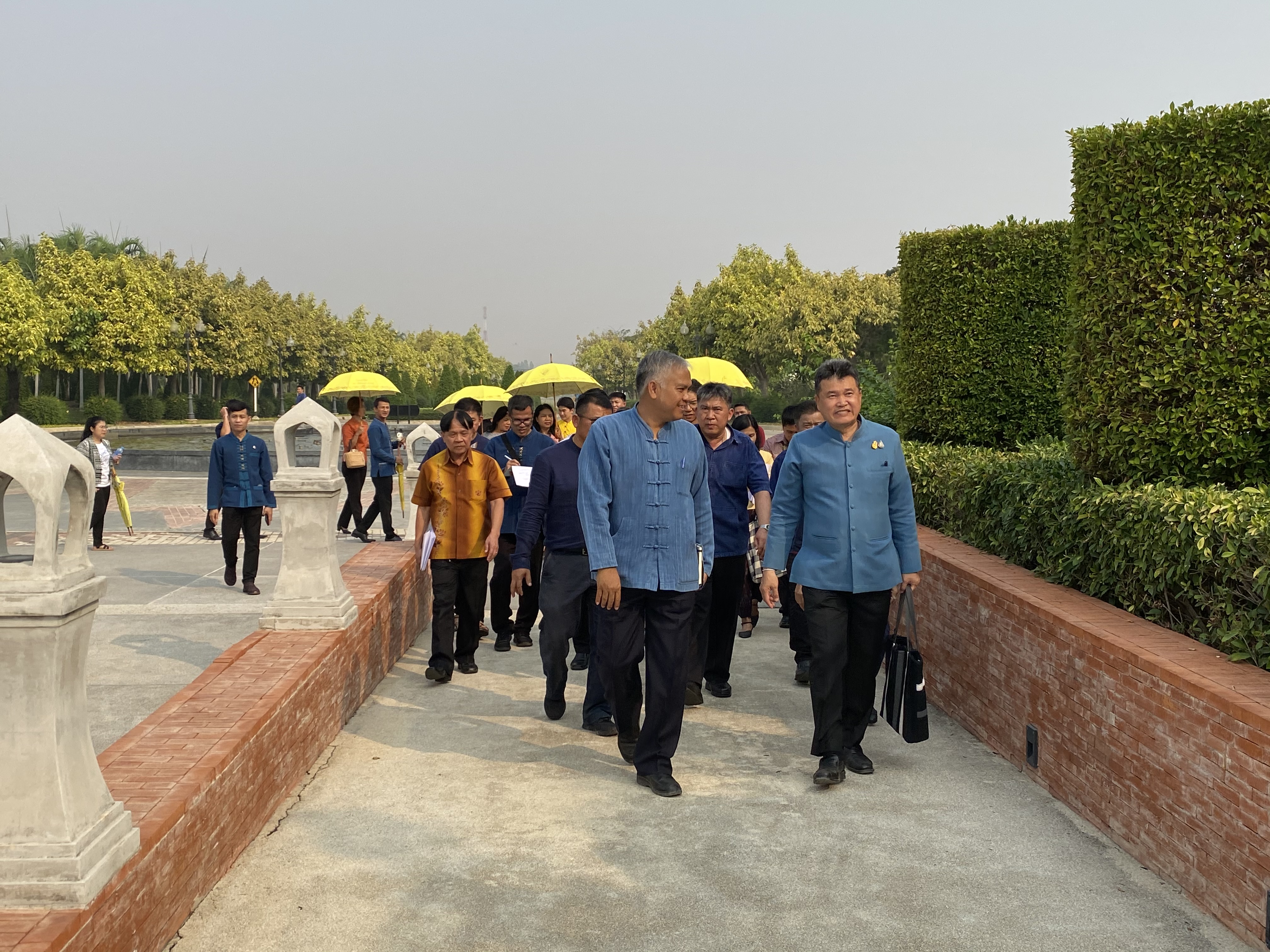 CDD@KAN>>> พช.กาญจน์เตรียมพัฒนาบริเวณพระพุทธเมตตาประชาไทยไตรโลกนาถคันธารราฐอนุสรณ์รับการท่องเที่ยวแบบใหม่
