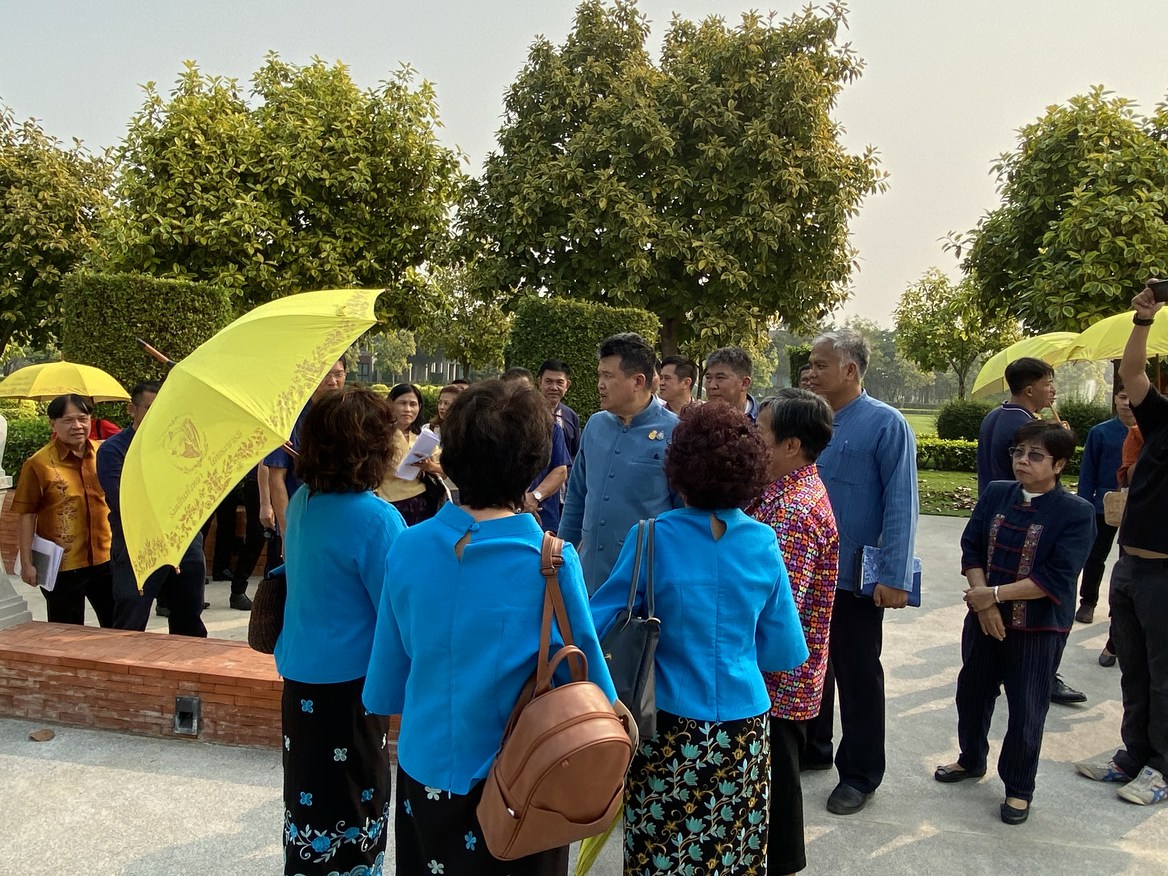 CDD@KAN>>> พช.กาญจน์เตรียมพัฒนาบริเวณพระพุทธเมตตาประชาไทยไตรโลกนาถคันธารราฐอนุสรณ์รับการท่องเที่ยวแบบใหม่