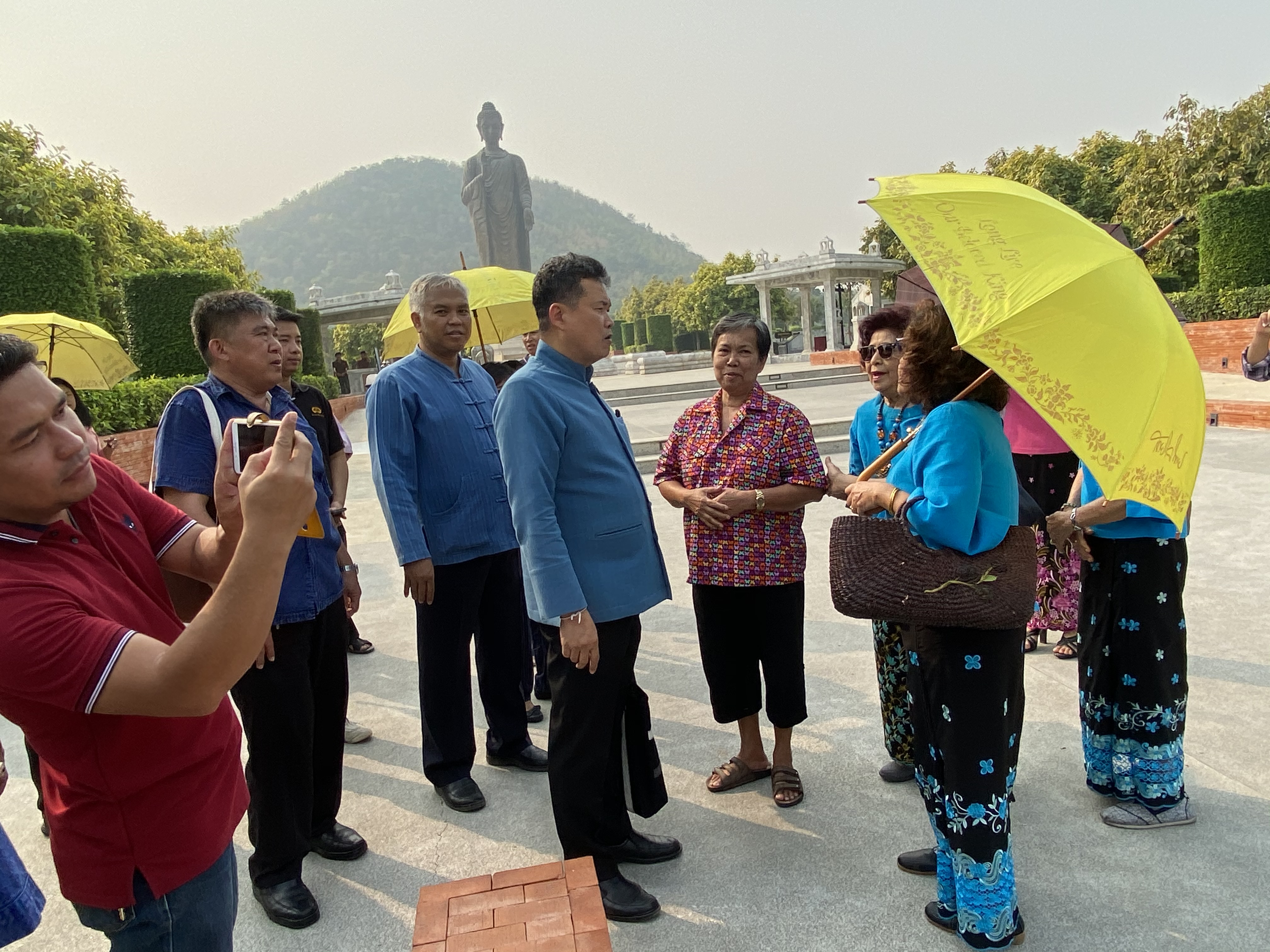 CDD@KAN>>> พช.กาญจน์เตรียมพัฒนาบริเวณพระพุทธเมตตาประชาไทยไตรโลกนาถคันธารราฐอนุสรณ์รับการท่องเที่ยวแบบใหม่