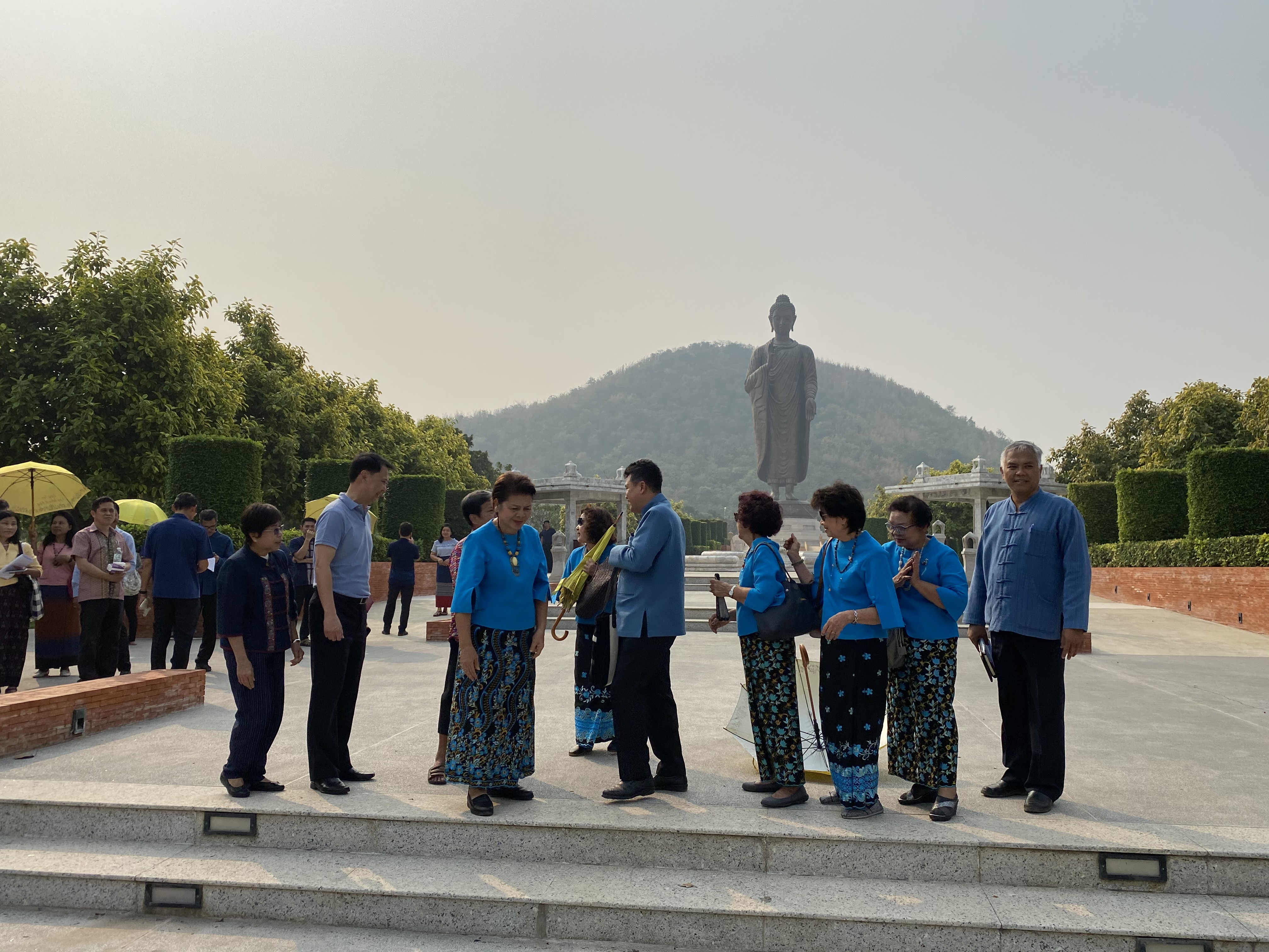 CDD@KAN>>> พช.กาญจน์เตรียมพัฒนาบริเวณพระพุทธเมตตาประชาไทยไตรโลกนาถคันธารราฐอนุสรณ์รับการท่องเที่ยวแบบใหม่