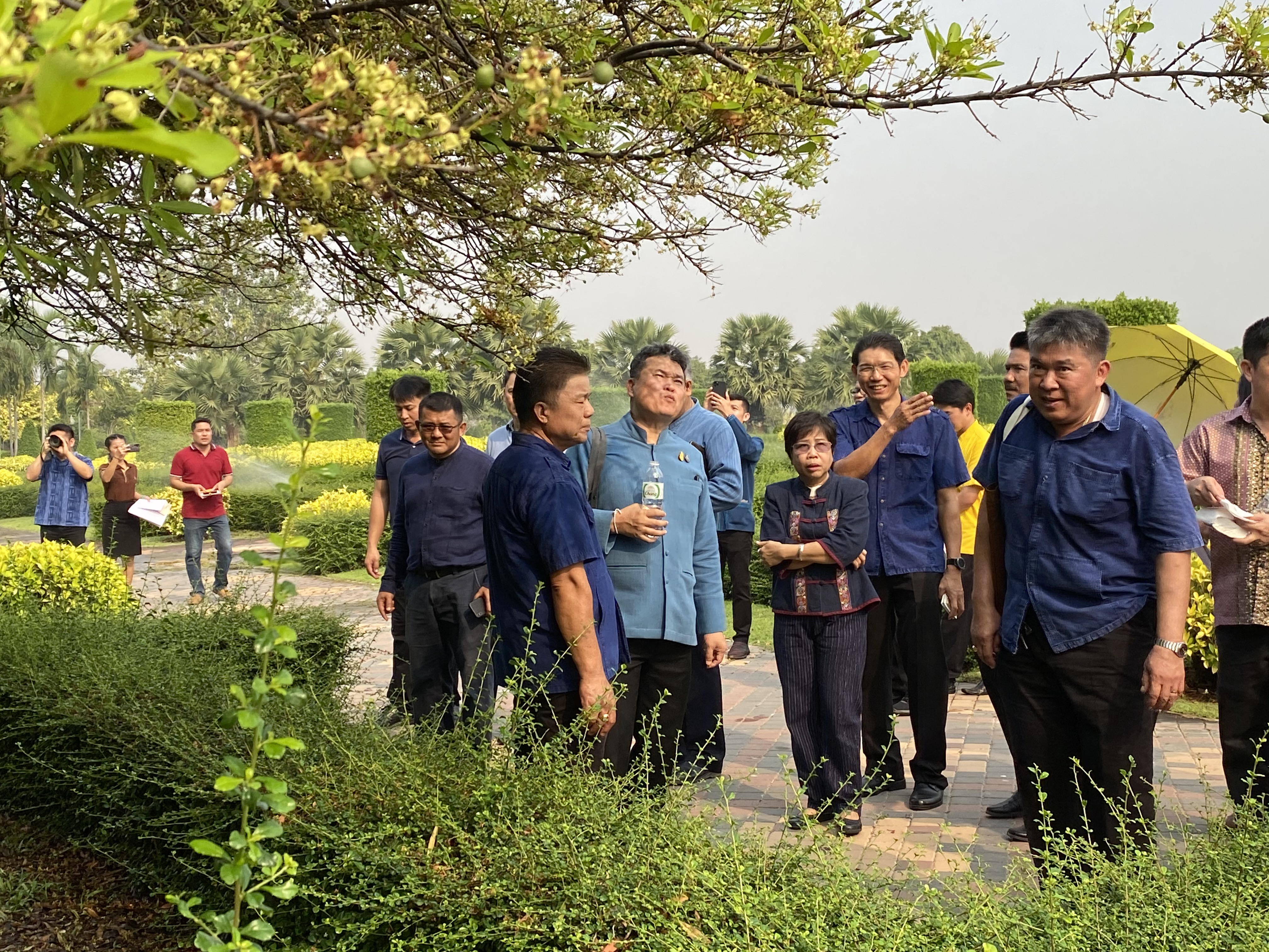 CDD@KAN>>> พช.กาญจน์เตรียมพัฒนาบริเวณพระพุทธเมตตาประชาไทยไตรโลกนาถคันธารราฐอนุสรณ์รับการท่องเที่ยวแบบใหม่