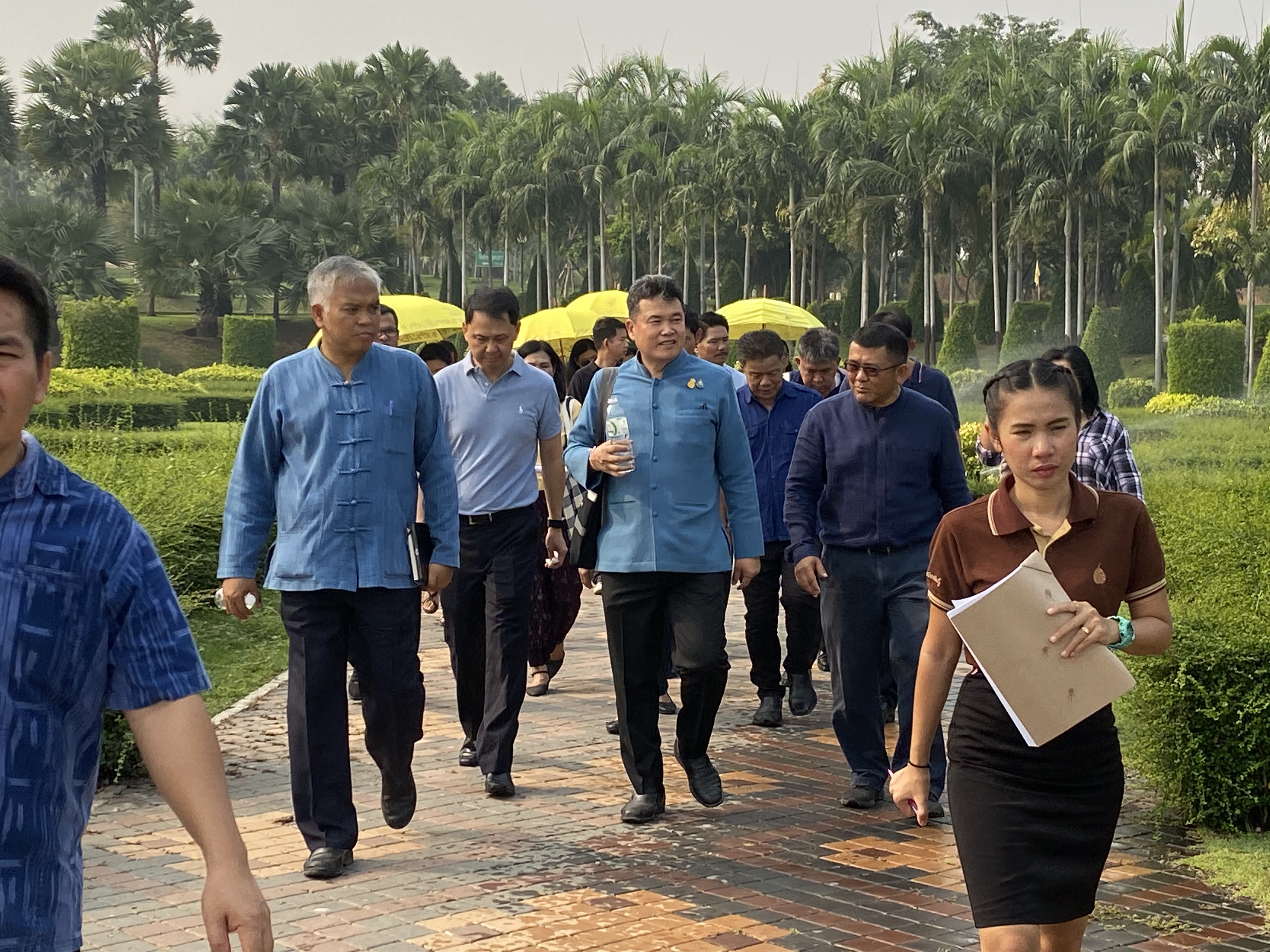 CDD@KAN>>> พช.กาญจน์เตรียมพัฒนาบริเวณพระพุทธเมตตาประชาไทยไตรโลกนาถคันธารราฐอนุสรณ์รับการท่องเที่ยวแบบใหม่