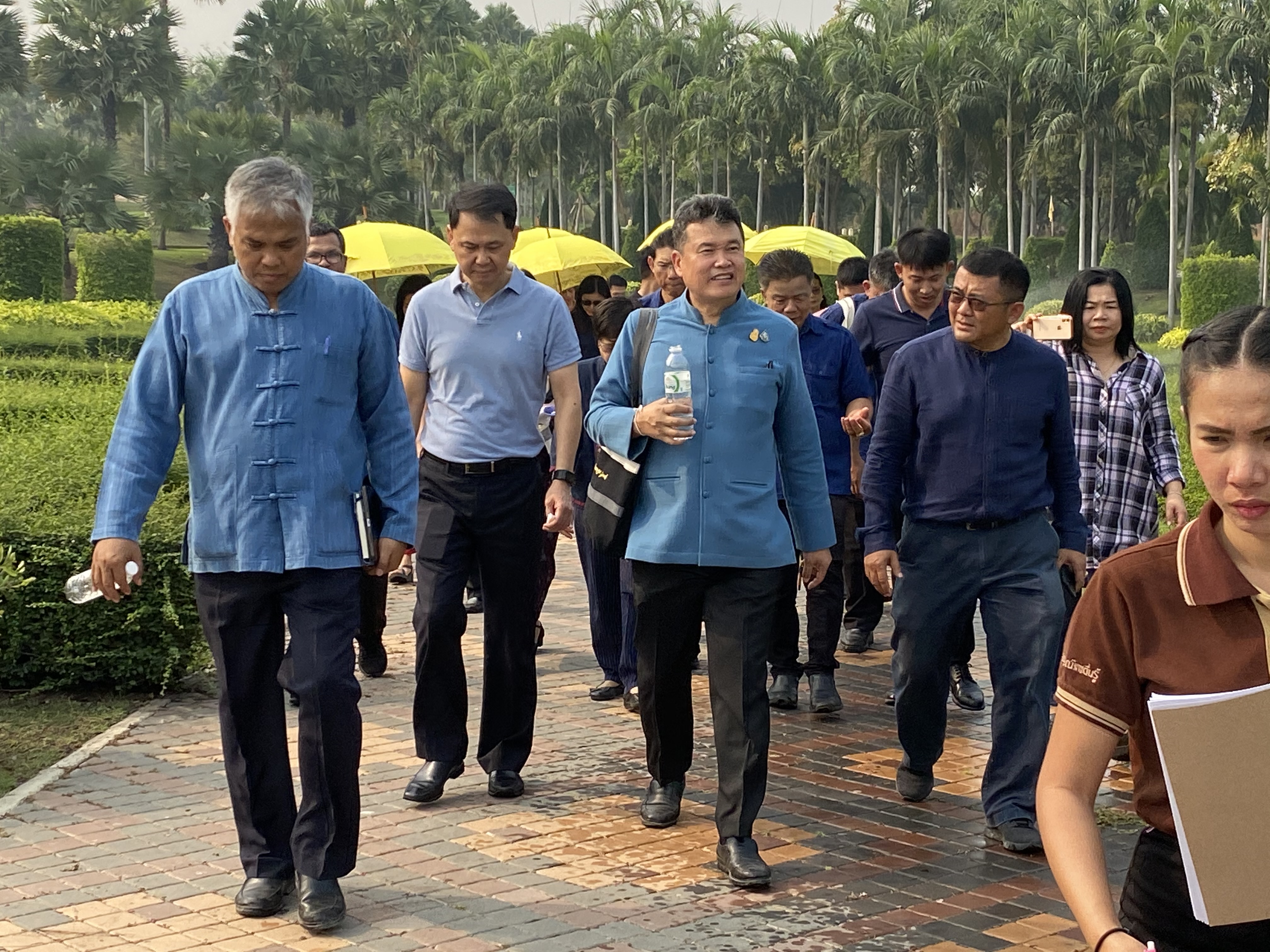 CDD@KAN>>> พช.กาญจน์เตรียมพัฒนาบริเวณพระพุทธเมตตาประชาไทยไตรโลกนาถคันธารราฐอนุสรณ์รับการท่องเที่ยวแบบใหม่