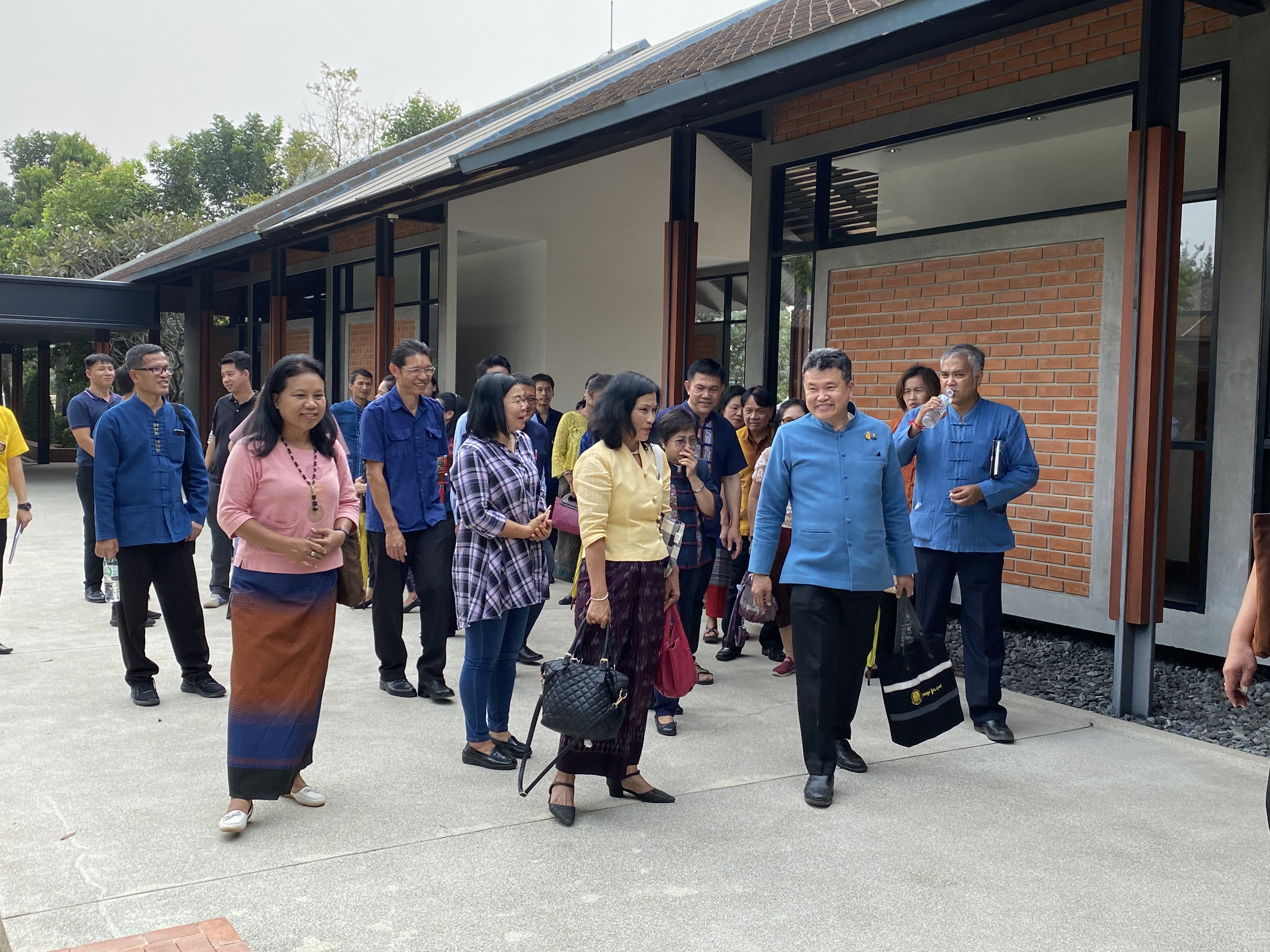 CDD@KAN>>> พช.กาญจน์เตรียมพัฒนาบริเวณพระพุทธเมตตาประชาไทยไตรโลกนาถคันธารราฐอนุสรณ์รับการท่องเที่ยวแบบใหม่