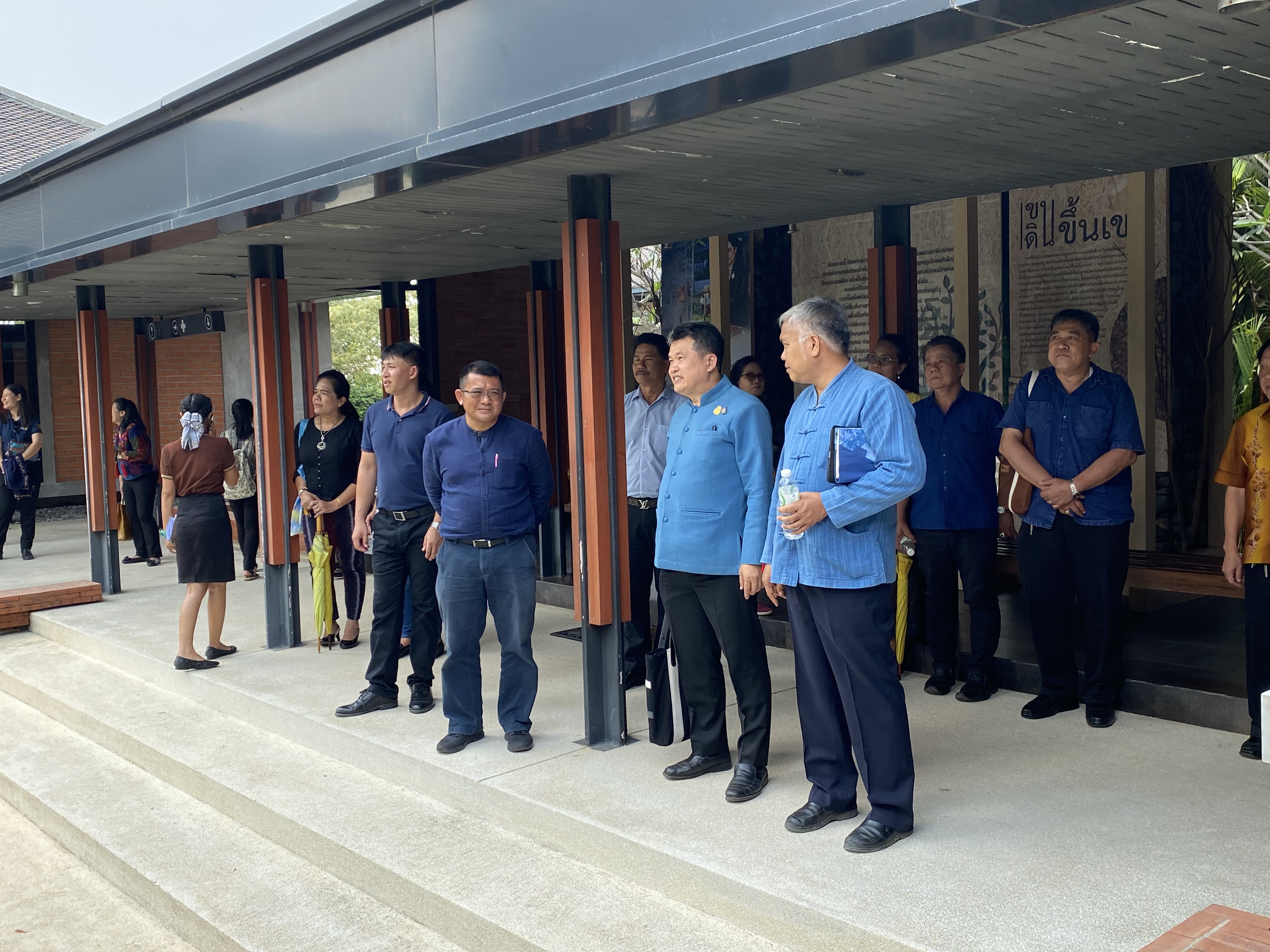 CDD@KAN>>> พช.กาญจน์เตรียมพัฒนาบริเวณพระพุทธเมตตาประชาไทยไตรโลกนาถคันธารราฐอนุสรณ์รับการท่องเที่ยวแบบใหม่