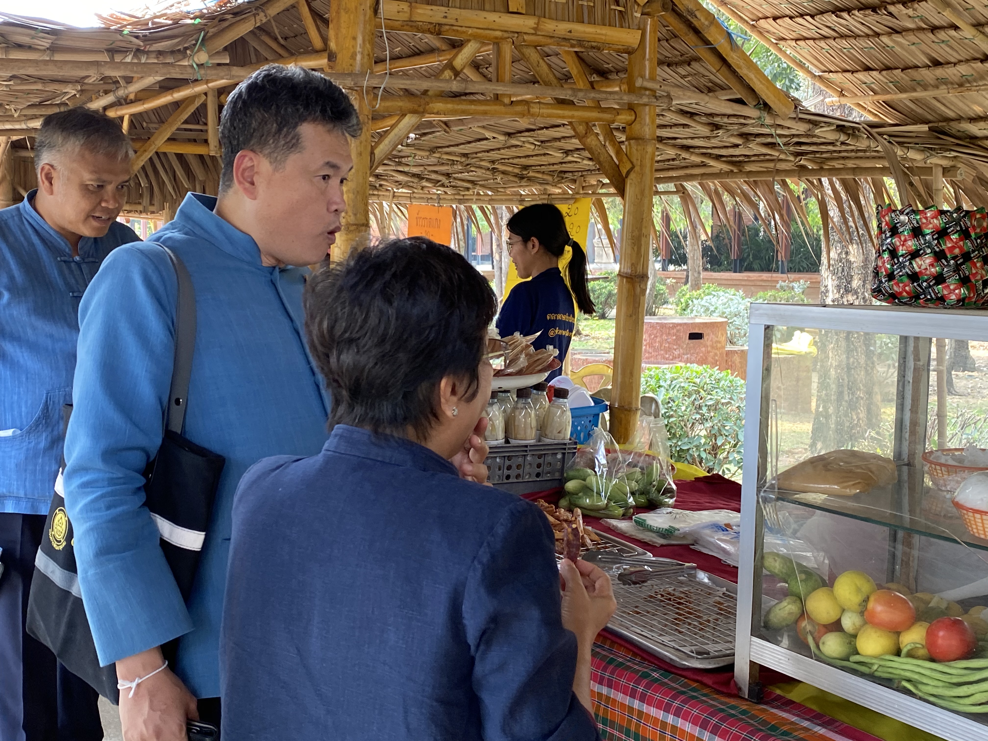 CDD@KAN>>> พช.กาญจน์เตรียมพัฒนาบริเวณพระพุทธเมตตาประชาไทยไตรโลกนาถคันธารราฐอนุสรณ์รับการท่องเที่ยวแบบใหม่