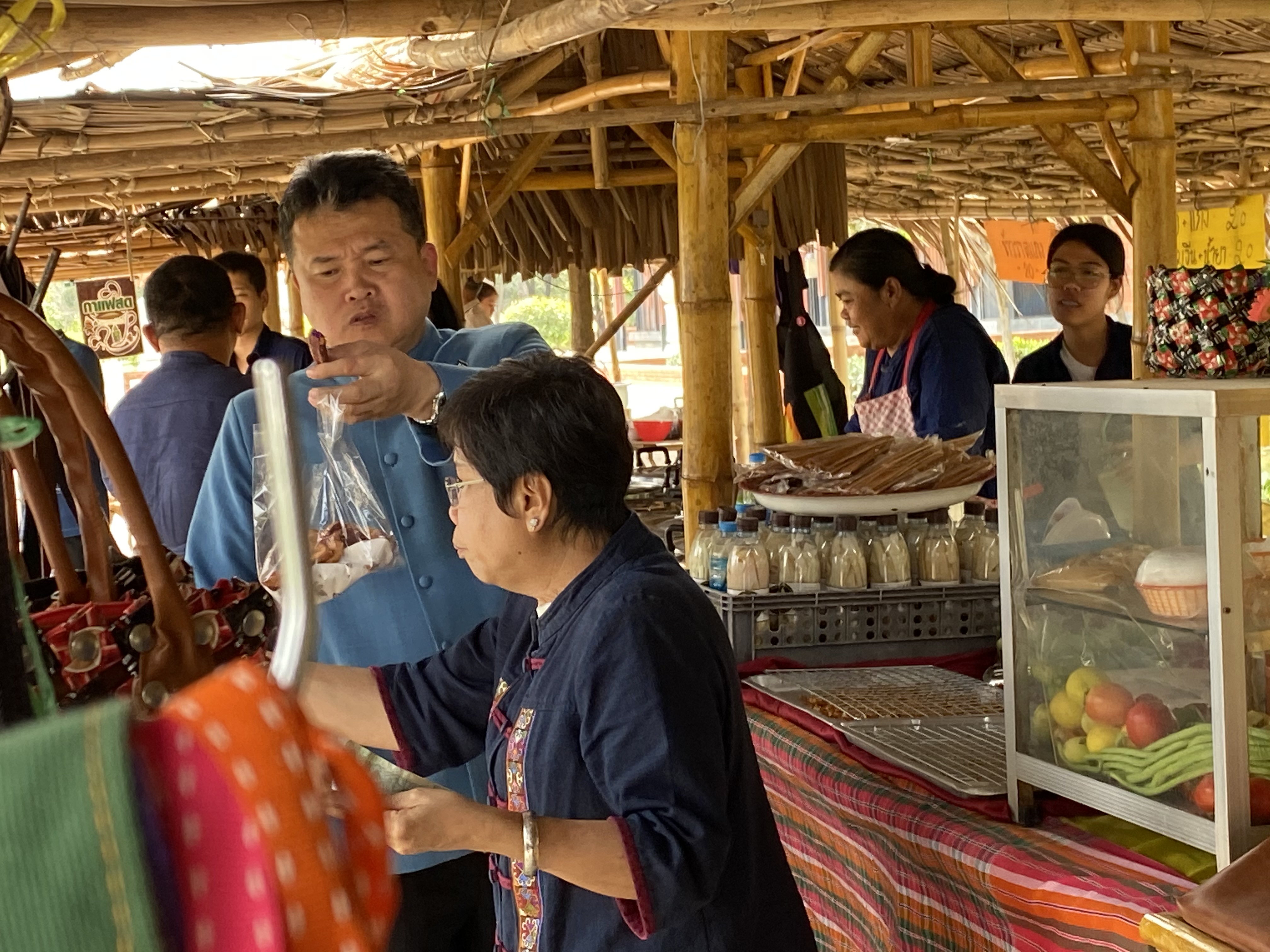 CDD@KAN>>> พช.กาญจน์เตรียมพัฒนาบริเวณพระพุทธเมตตาประชาไทยไตรโลกนาถคันธารราฐอนุสรณ์รับการท่องเที่ยวแบบใหม่