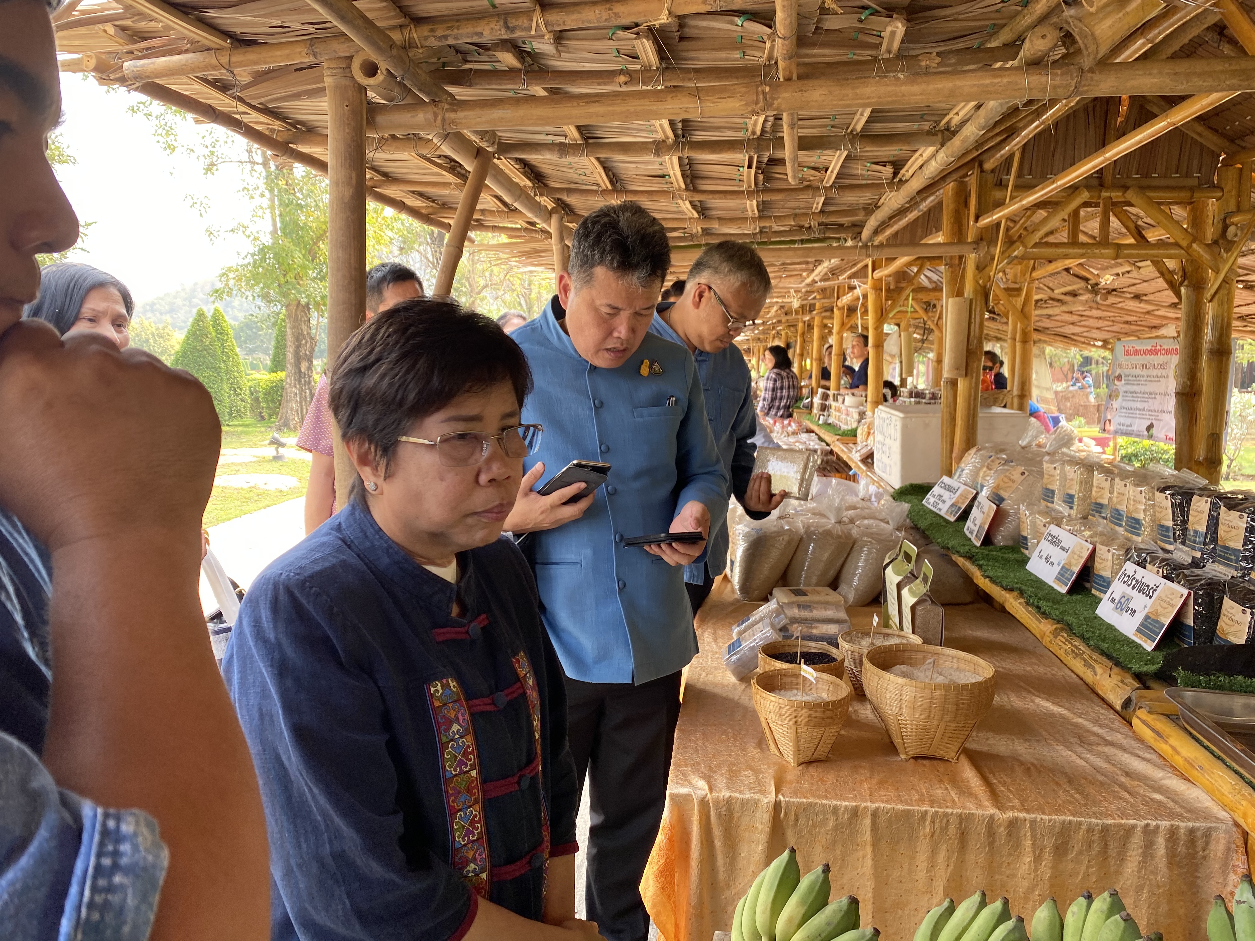 CDD@KAN>>> พช.กาญจน์เตรียมพัฒนาบริเวณพระพุทธเมตตาประชาไทยไตรโลกนาถคันธารราฐอนุสรณ์รับการท่องเที่ยวแบบใหม่