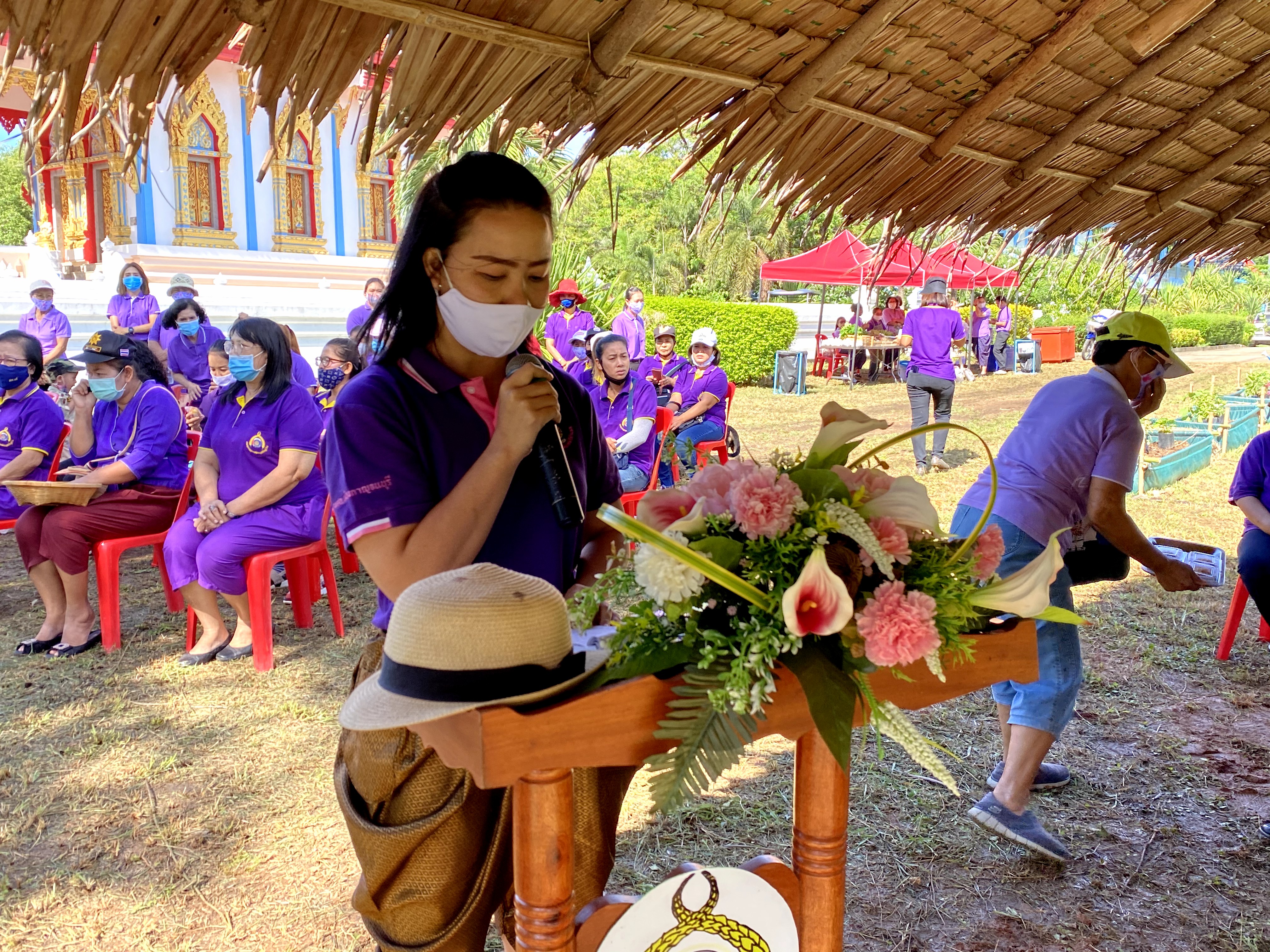 CDD@KAN>>>สตรีอาสาพัฒนาอำเภอเมือง ร่วมปลูกป่าเฉลิมพระเกียรติและผักสวนครัวตามหลักบวร