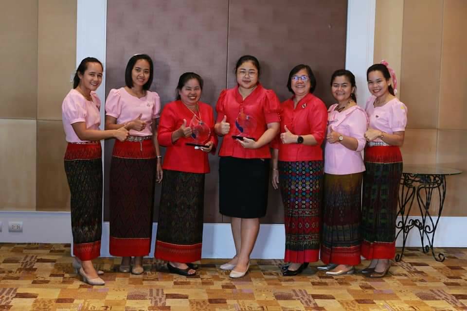CDD@KAN>>>กองทุนพัฒนาบทบาทสตรีกาญจน์ผงาดรับรางวัล 2 รางวัลใหญ่จากอธิบดีกรมการพัฒนาชุมชน