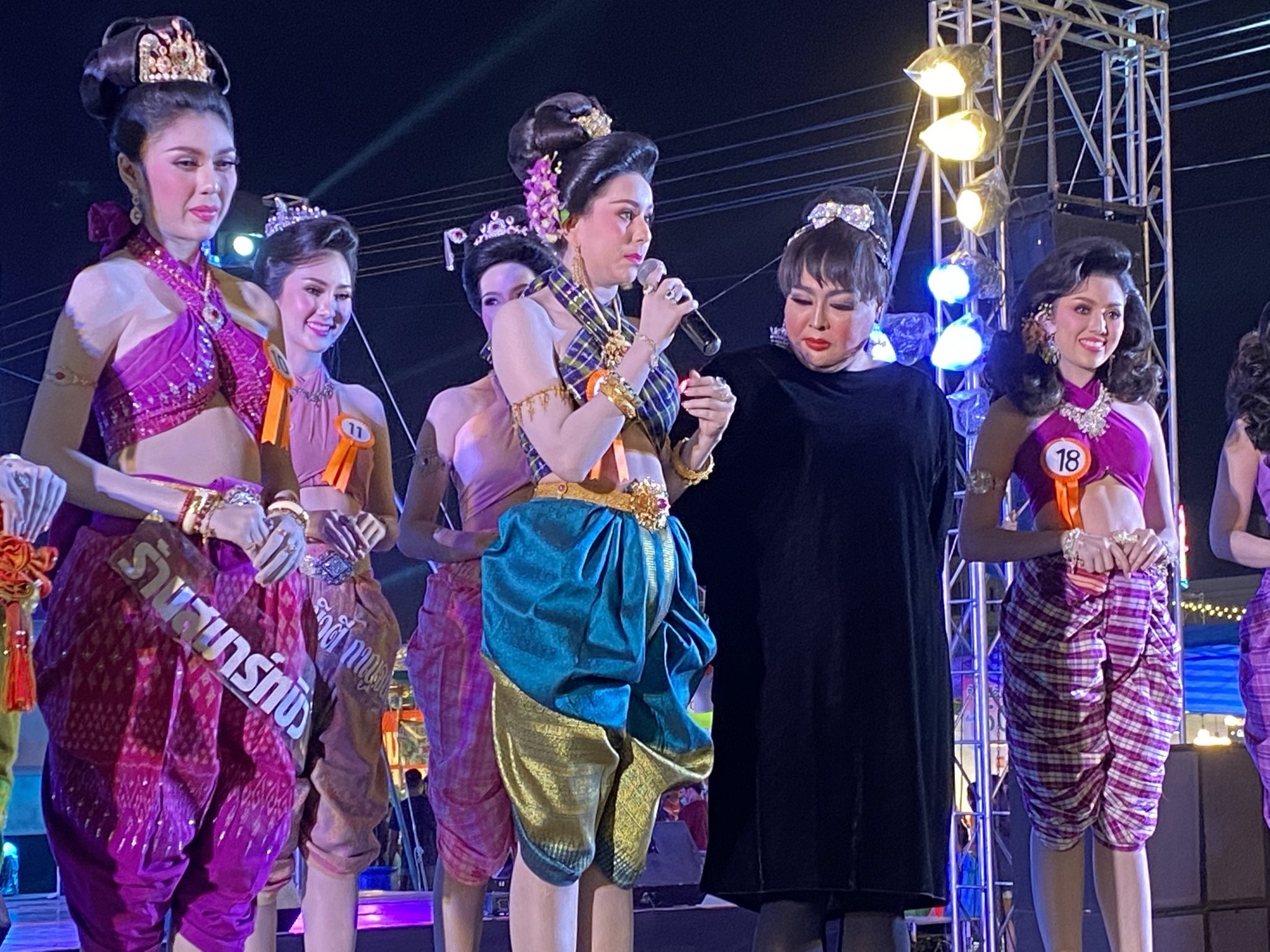 CDD@KAN>>>พัฒนาชุมชนกาญจน์ จัดประกวดค้นหาสาวงาม “เทพีสันติภาพ” งานสัปดาห์สะพานข้ามแม่น้ำแคว