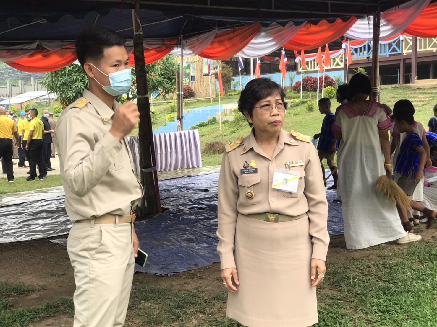 CDD@KAN>>>พัฒนาชุมชนกาญจนบุรี เข้าเฝ้ารับเสด็จสมเด็จพระเจ้าลูกเธอ เจ้าฟ้าพัชรกิติยาภาฯ และสมเด็จพระเจ้าลูกยาเธอ เจ้าฟ้าทีปังกรรัศมีโชติฯ เนื่องในโอกาสเสด็จติดตามความคืบหน้าโครงการพัฒนาชุมชนในพื้นที่เขตรักษาพันธุ์สัตว์ป่าทุ่งใหญ่นเรศวรด้านตะวันตก