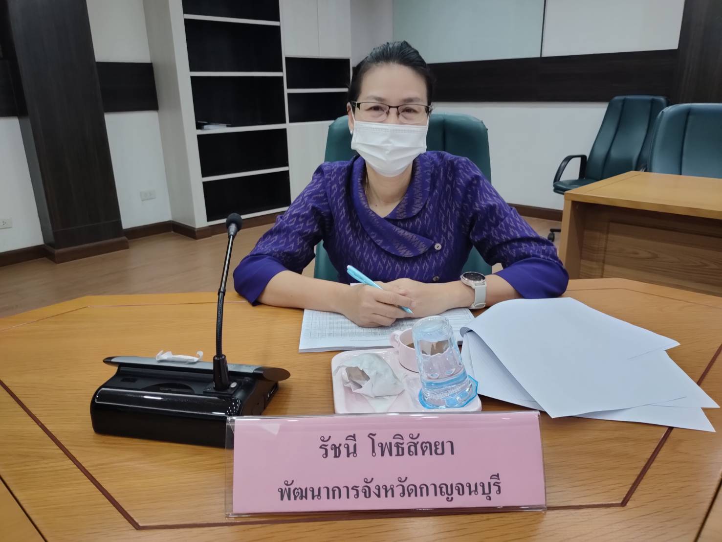 พัฒนาชุมชนกาญจน์จับมือร่วมกับคณะทำงานขับเคลื่อนกองทุนสตรี ประชุมพิจารณาโครงการอนุมัติกว่า 2 ล้านบาท