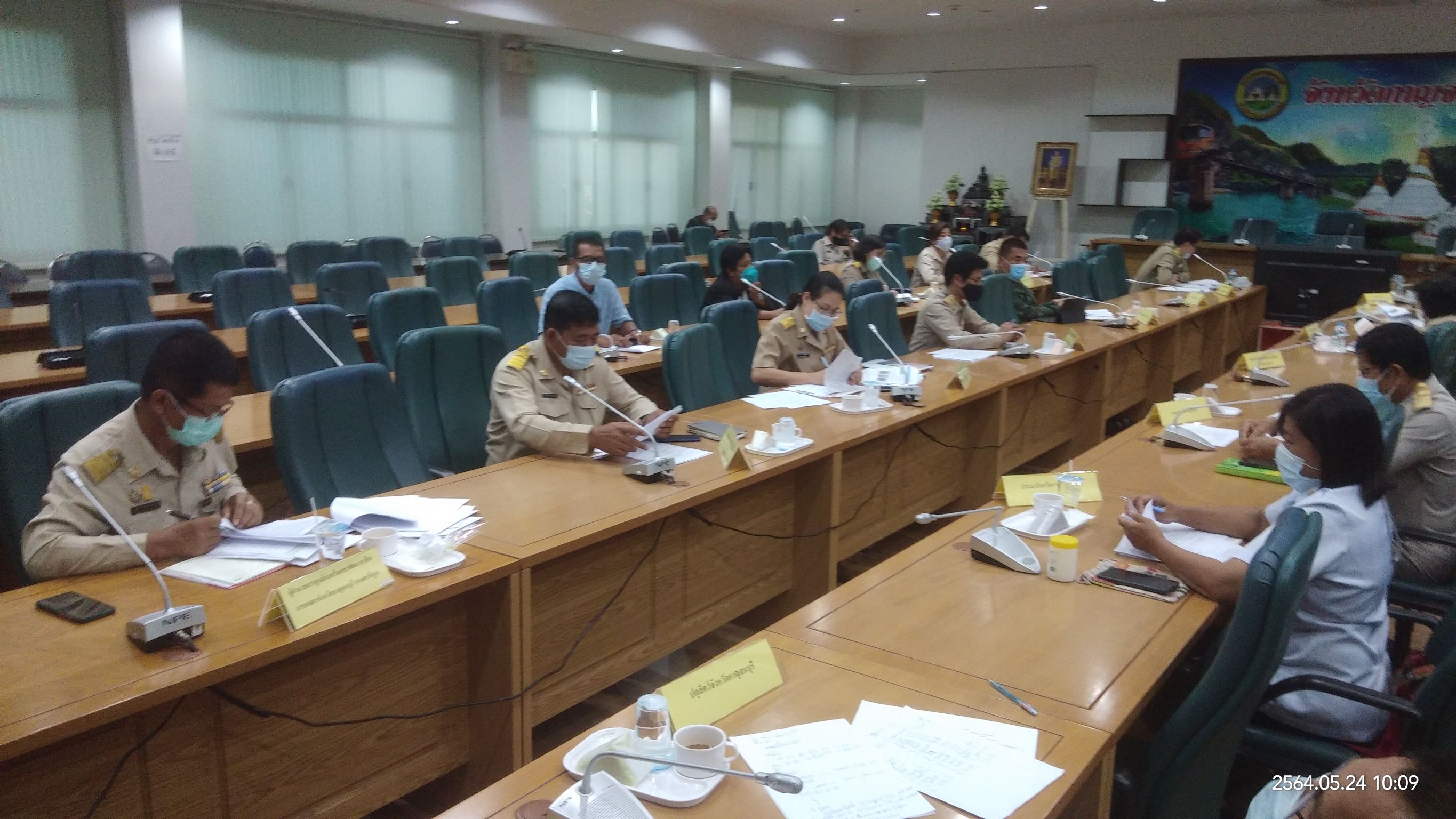 พัฒนาการจังหวัดกาญจนบุรี ร่วมประชุมเคลื่อนงานพัฒนาชุมชนในเขตอุทยานฯ บ้านไล่โว่ – สาละวะ