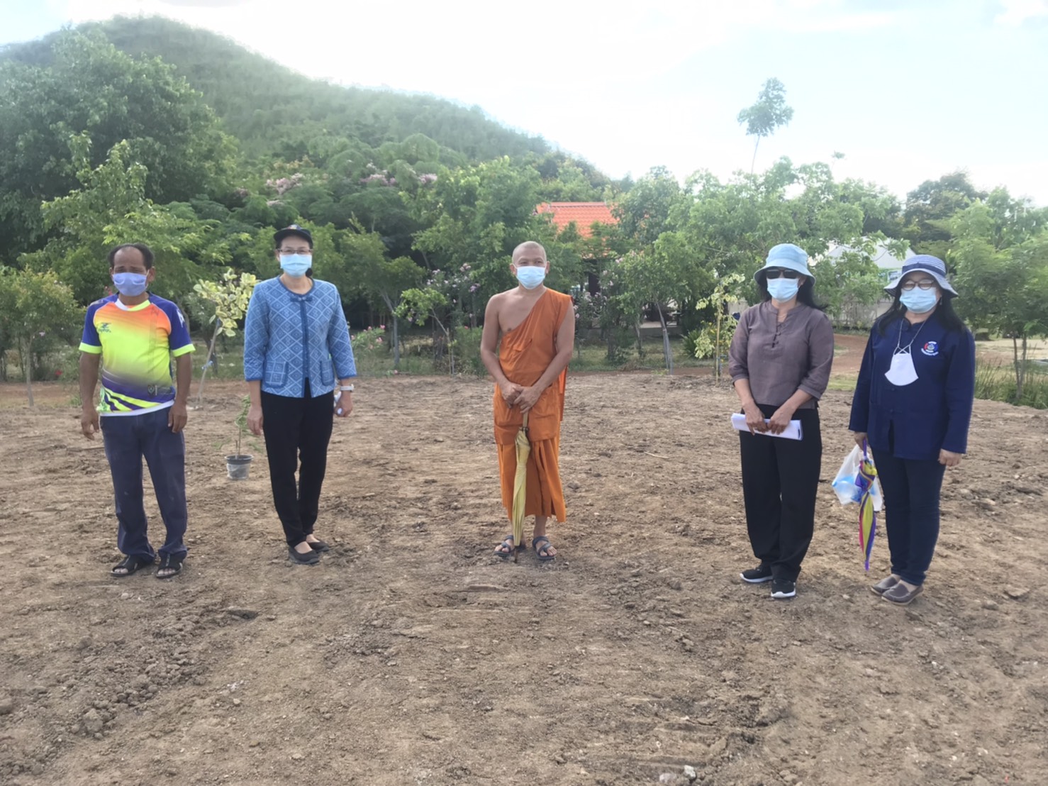 CDD@KAN>>>พจ.กาญจน์ลุยพื้นที่ตรวจเยี่ยมงานพัฒนาพื้นที่โคก หนอง นา โมเดล อำเภอห้วยกระเจา