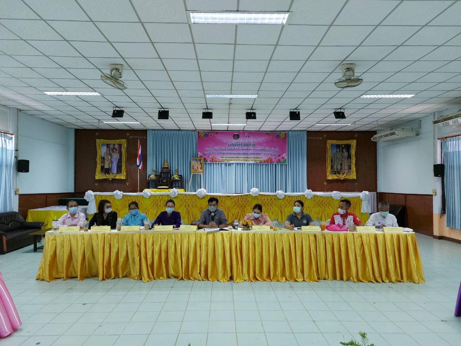 คณะกรรมการระดับจังหวัดลงพื้นที่บ่อพลอย คัดกองทุนพัฒนาบทบาทสตรีดีเด่น