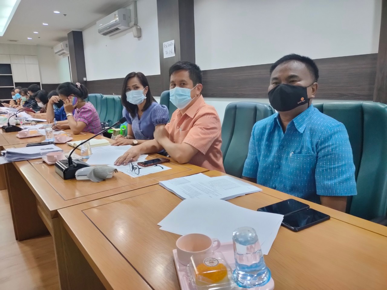 กองทุนพัฒนาบทบาทสตรีกาญจนบุรี ประชุมคณะอนุกรรมการขับเคลื่อนงานประจำเดือนพฤษภาคม 64