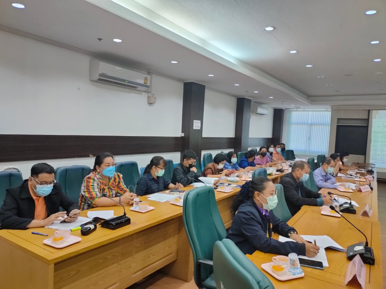 กองทุนพัฒนาบทบาทสตรีกาญจนบุรี ประชุมคณะอนุกรรมการขับเคลื่อนงานประจำเดือนพฤษภาคม 64