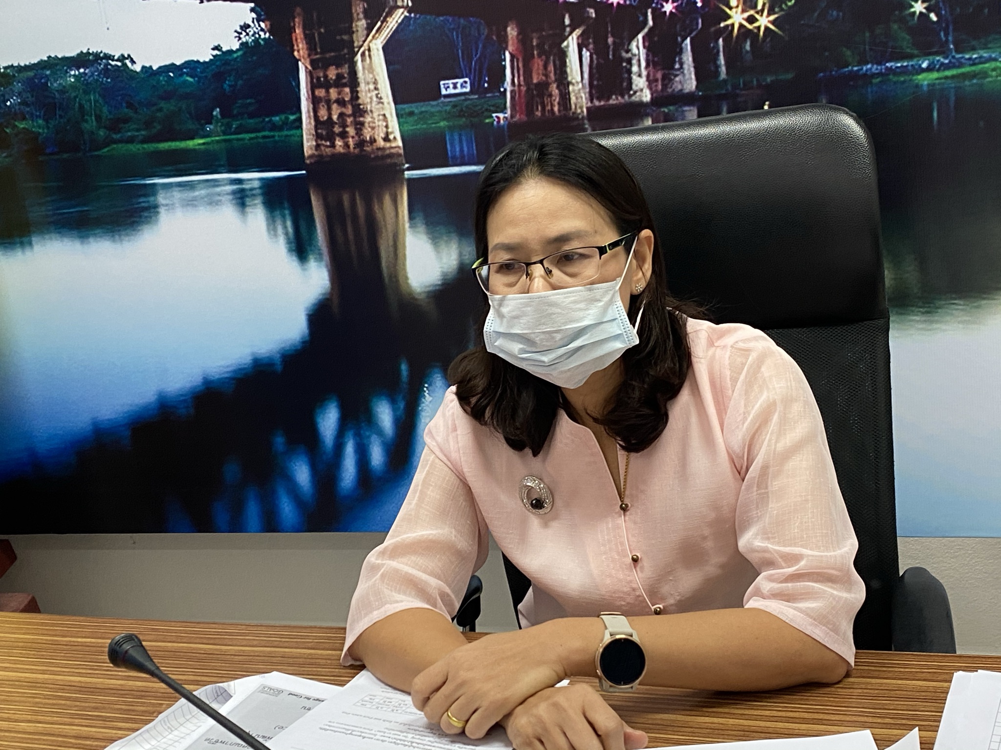 การประชุมขับเคลื่อนการดำเนินงานโครงการพัฒนาพื้นที่ต้นแบบการพัฒนาคุณภาพชีวิต ตามหลักทฤษฎีใหม่ประยุกต์สู่ “โคก หนอง นา” กรมการพัฒนาชุมชน ผ่านระบบวีดิทัศน์ทางไกล (Video Conference)