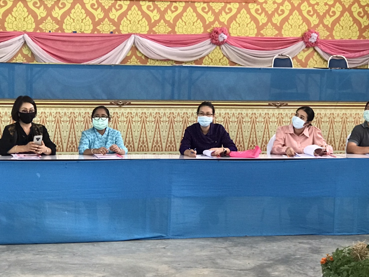 คณะกรรมการระดับจังหวัดลงพื้นที่หนองปรือ คัดกองทุนพัฒนาบทบาทสตรีดีเด่น